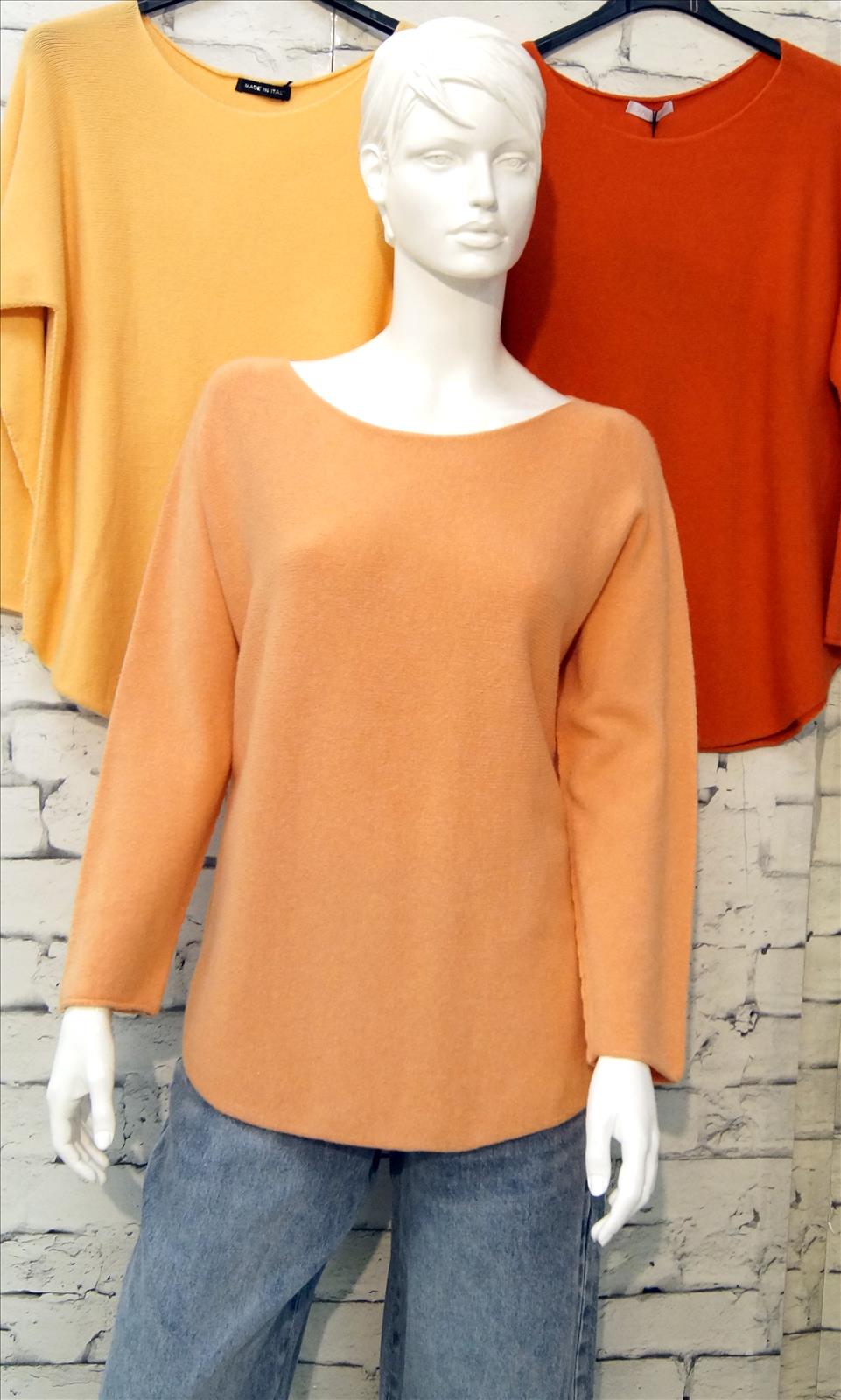 Bhatti Mode GmbH - Young fashion, DOB - Blusen, Hosen Jacken, Jeans, Kleider, Pullover etc.