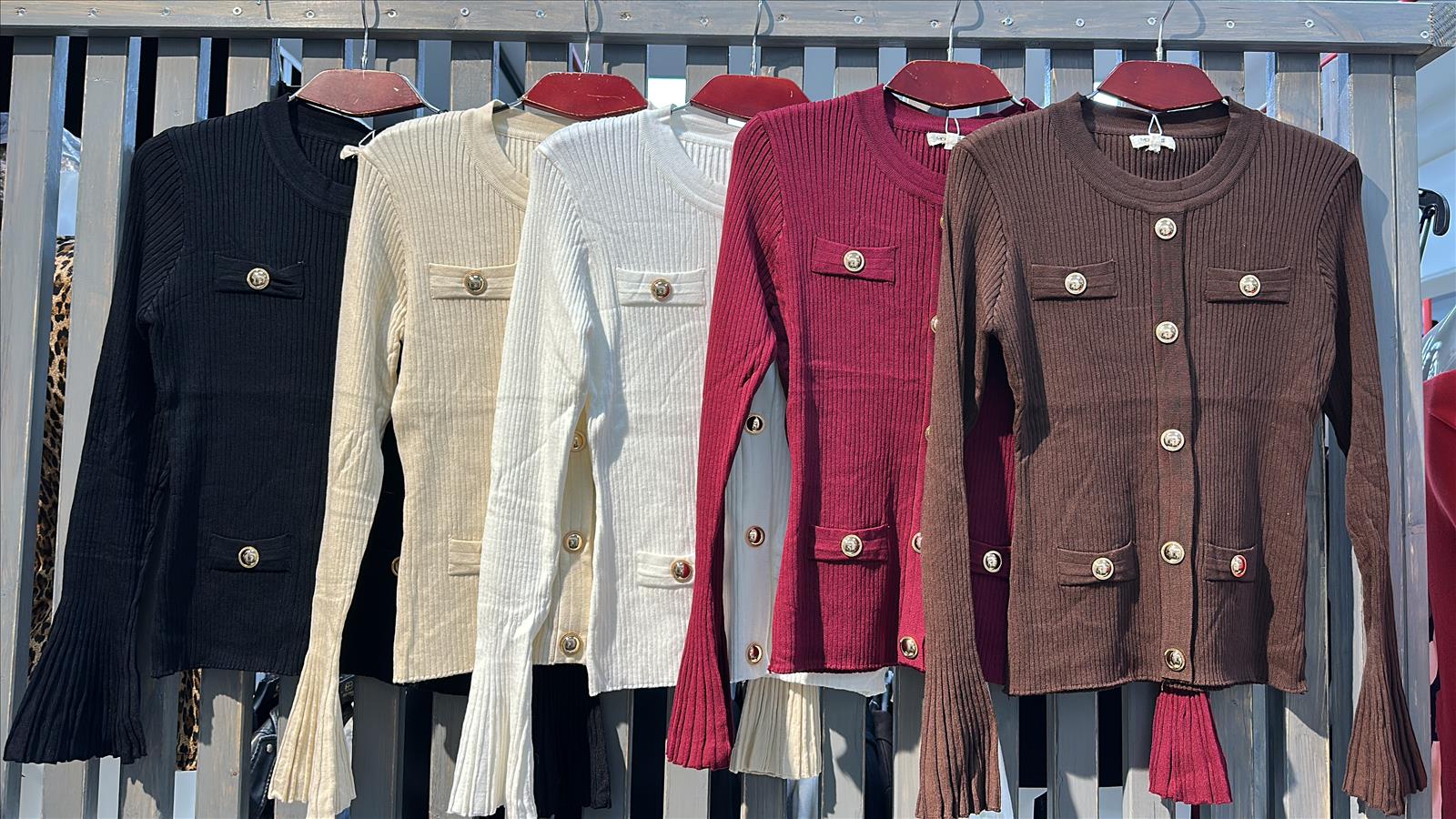 Yoken GmbH - Young Fashion Damenbekleidung