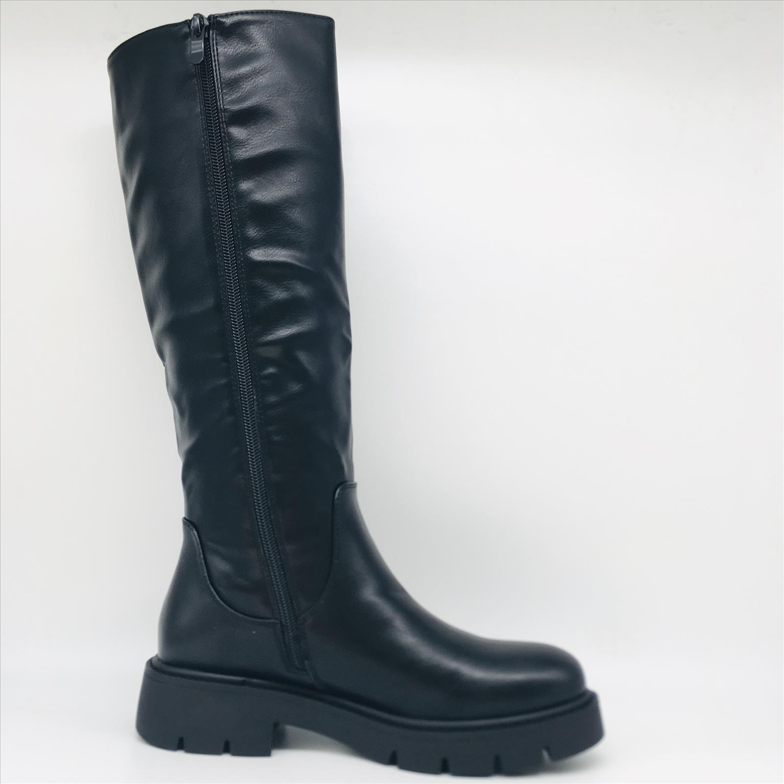 Kayla GmbH - Schuhgrosshandel