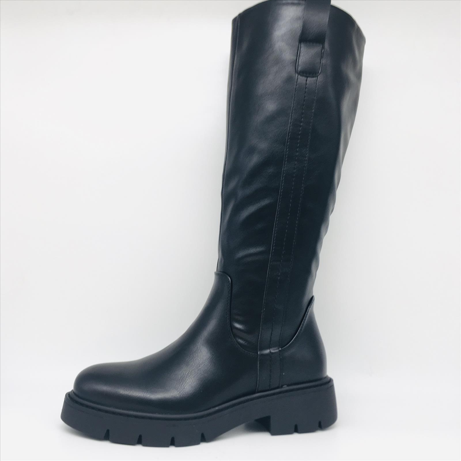 Kayla GmbH - Schuhgrosshandel