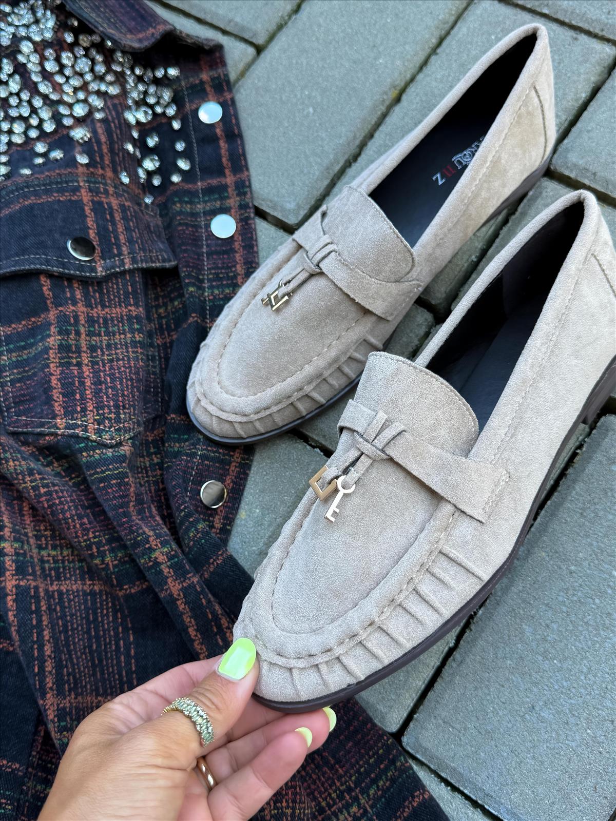 efashion s.r.o. - DOB;Accesoires;Schuhe;Young Fashion - Medvedov