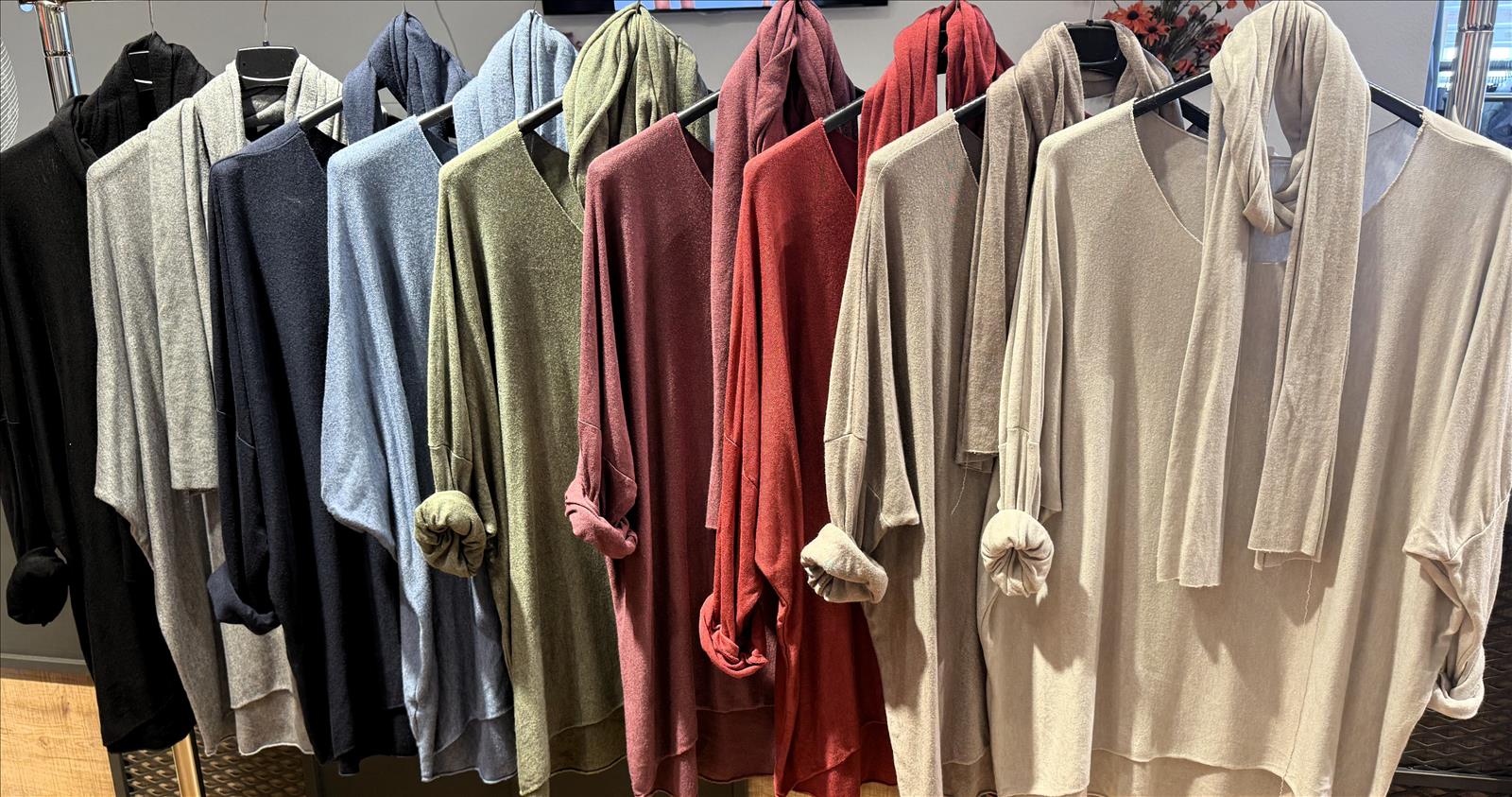 LB new fashion GmbH & Co KG - DOB, Accessoires, Young Fashion, Big Sizes - Eschborn