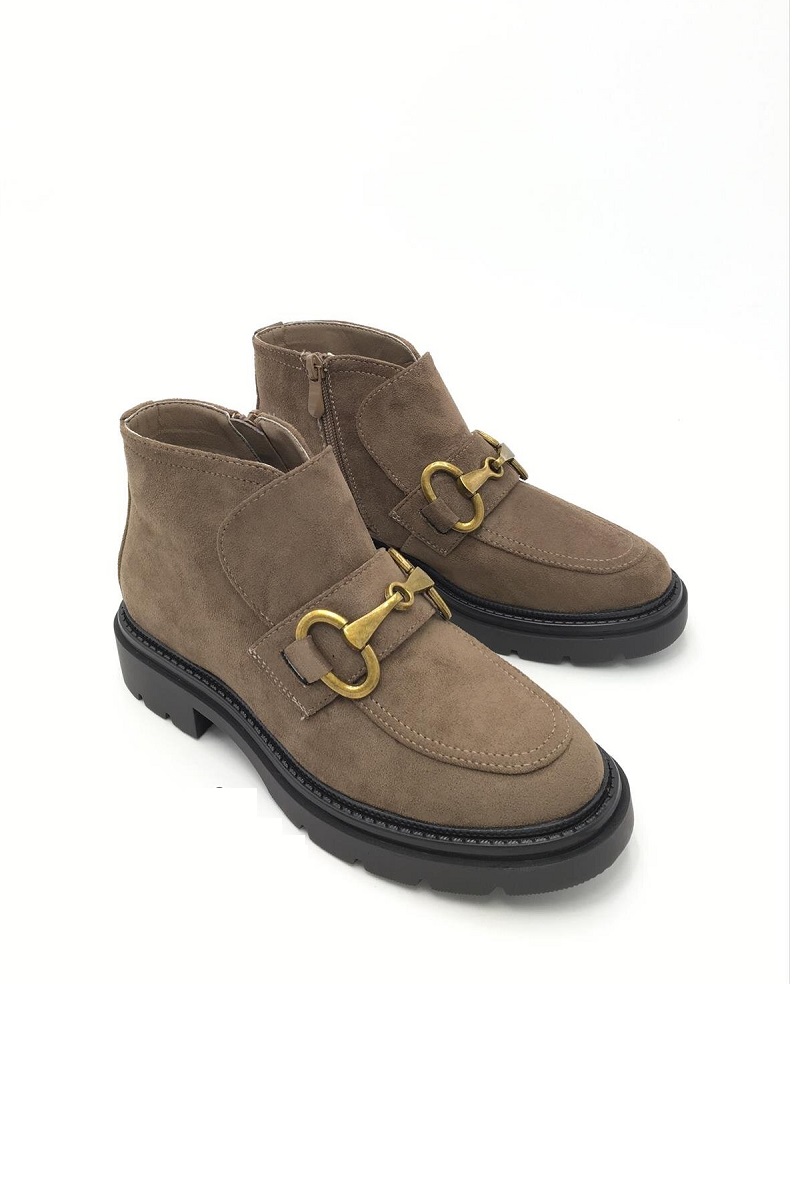Lujah Shoes (Schuhgrosshandel)