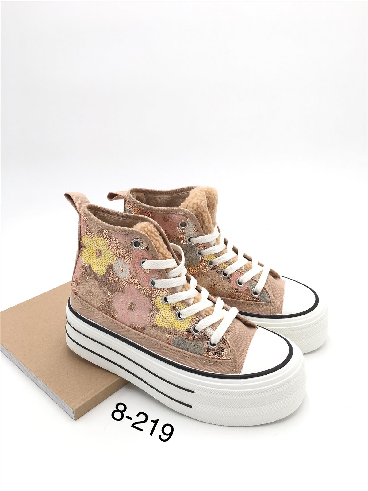 King Dragon Trade Development GmbH - Lucky Shoes