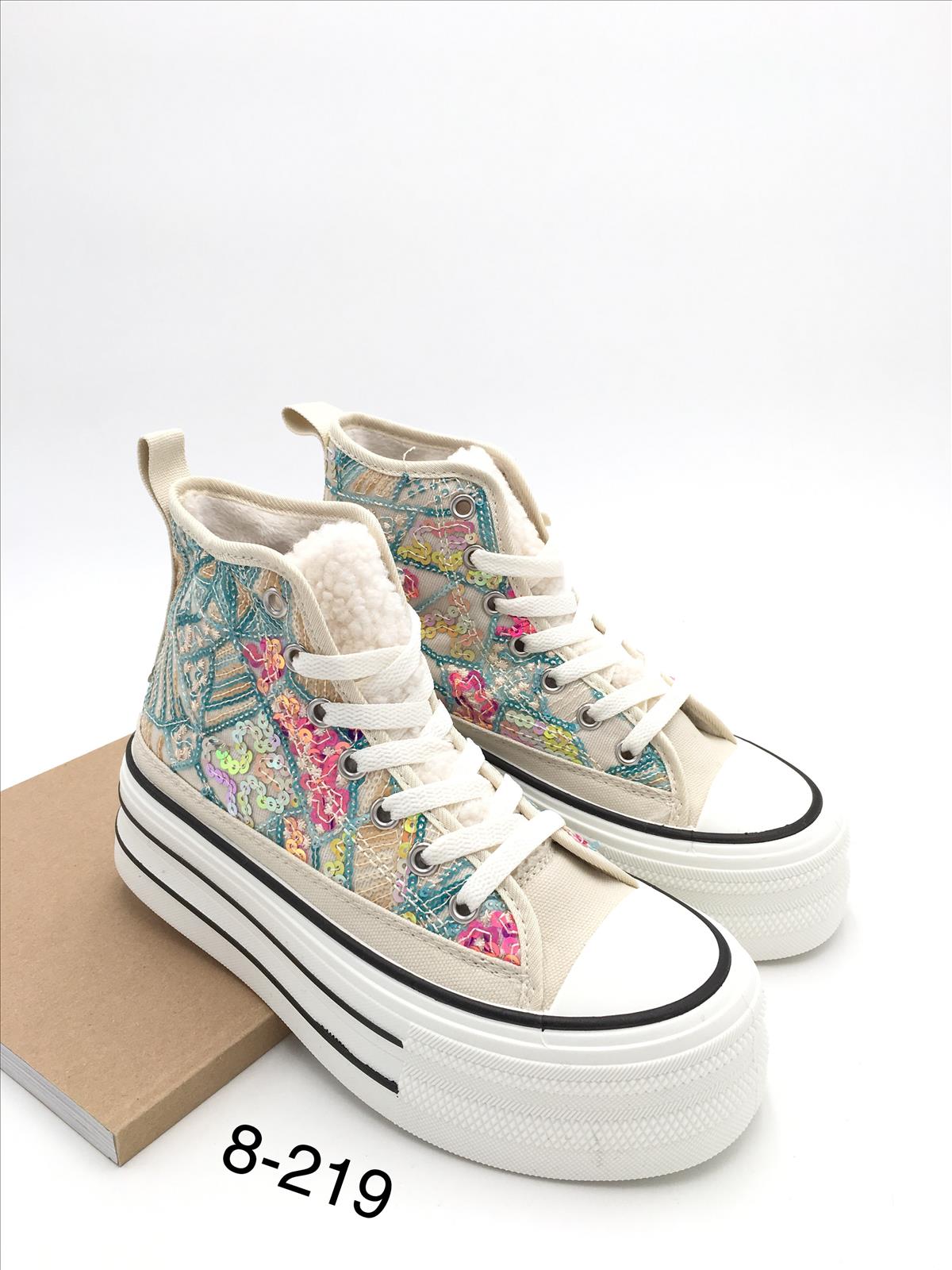 King Dragon Trade Development GmbH - Lucky Shoes