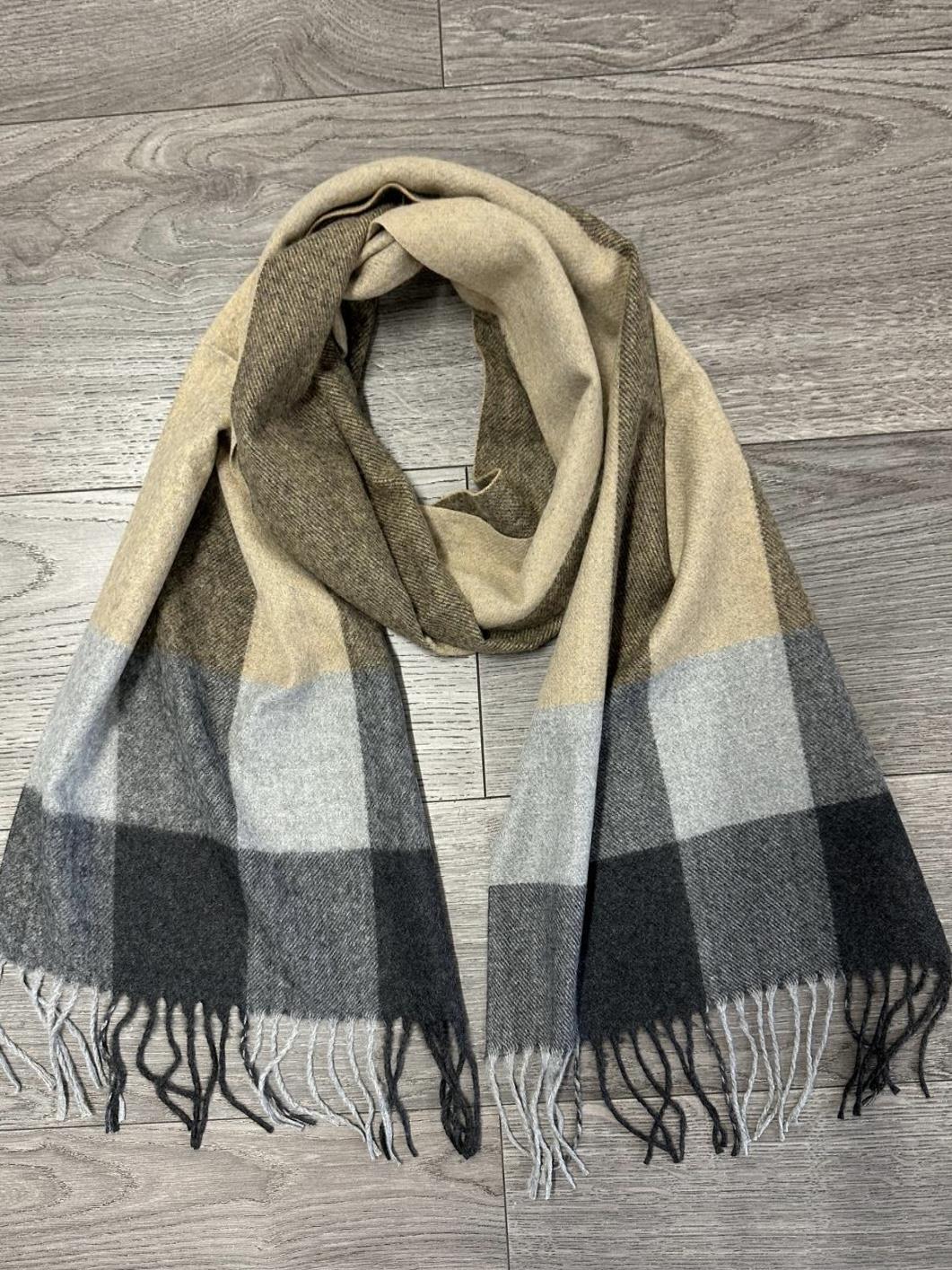 Dong Feng - Accessoires für Damen