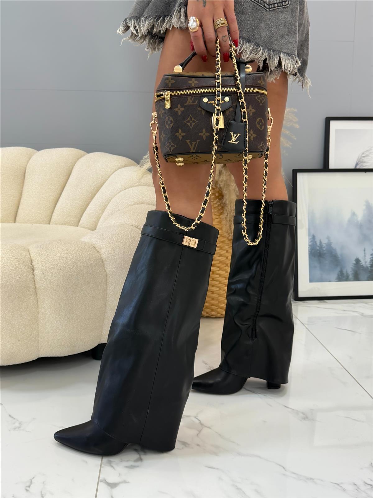 efashion s.r.o. - DOB;Accesoires;Schuhe;Young Fashion - Medvedov