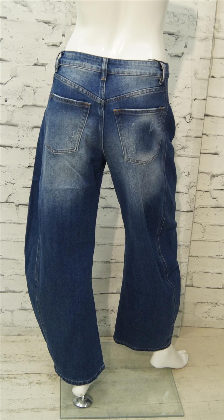 Bhatti Mode GmbH - Young fashion, DOB - Blusen, Hosen Jacken, Jeans, Kleider, Pullover etc.