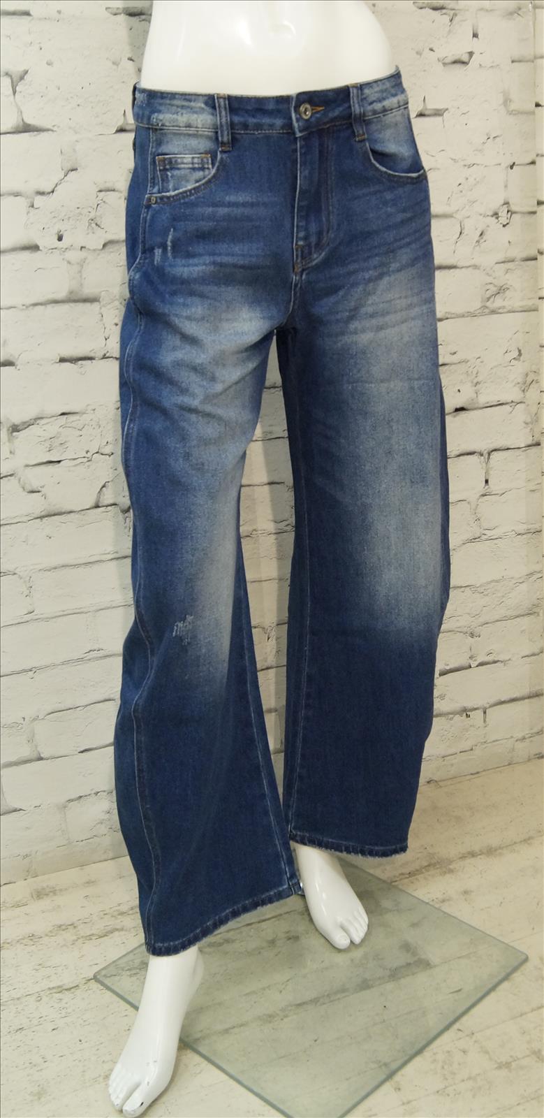 Bhatti Mode GmbH - Young fashion, DOB - Blusen, Hosen Jacken, Jeans, Kleider, Pullover etc.