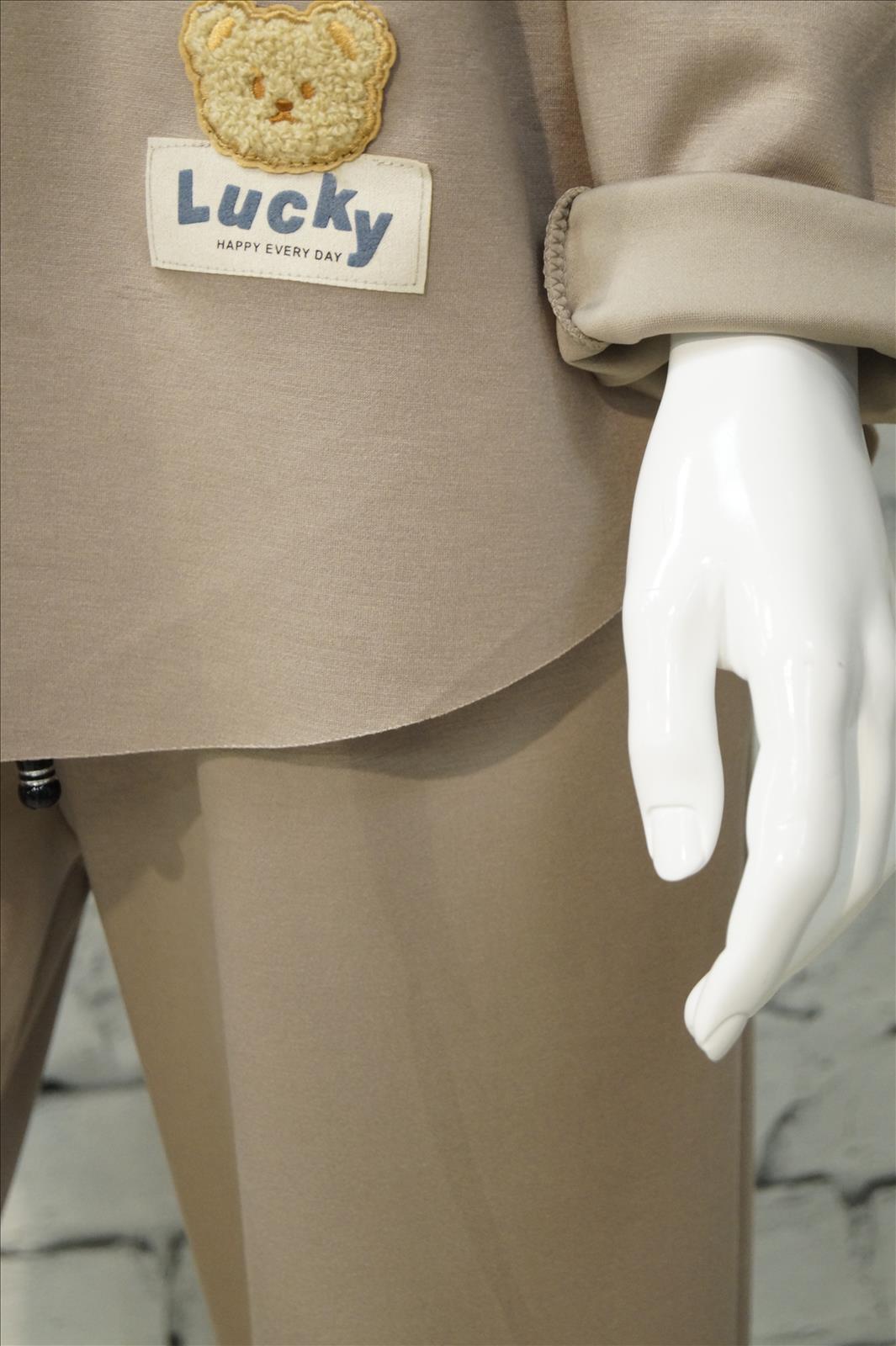 Bhatti Mode GmbH - Young fashion, DOB - Blusen, Hosen Jacken, Jeans, Kleider, Pullover etc.