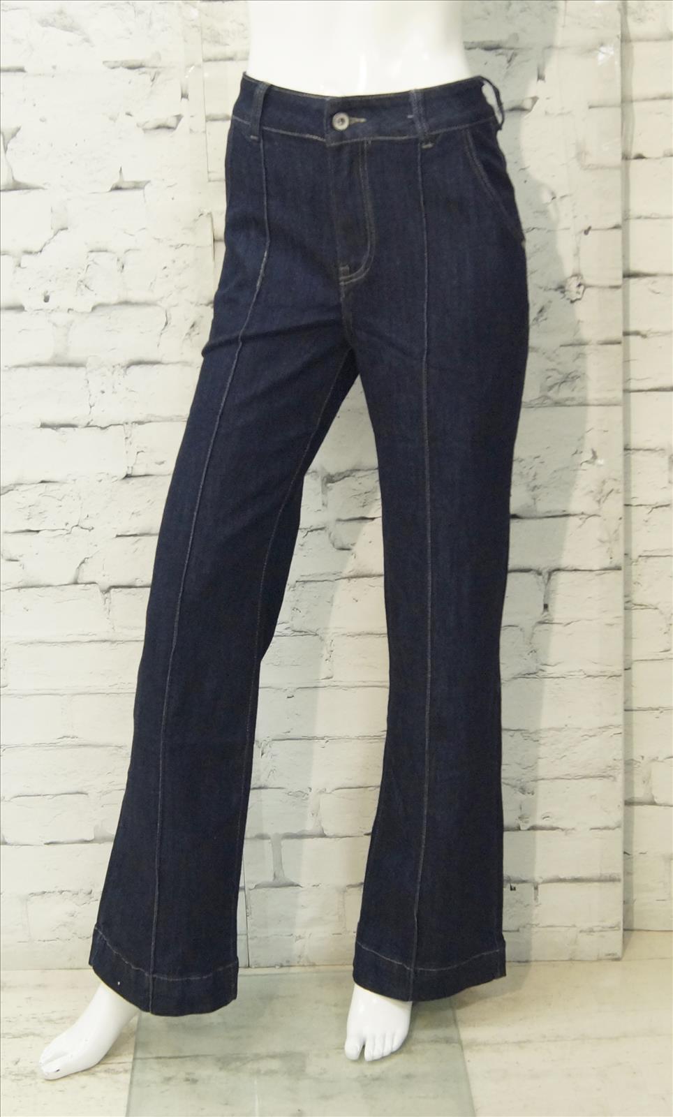 Bhatti Mode GmbH - Young fashion, DOB - Blusen, Hosen Jacken, Jeans, Kleider, Pullover etc.