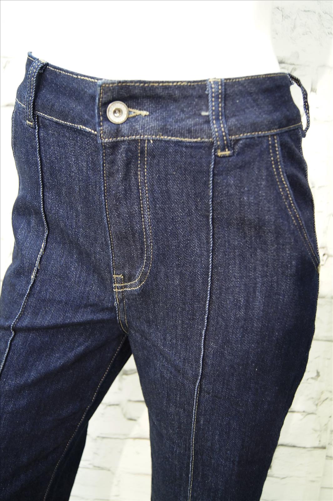 Bhatti Mode GmbH - Young fashion, DOB - Blusen, Hosen Jacken, Jeans, Kleider, Pullover etc.