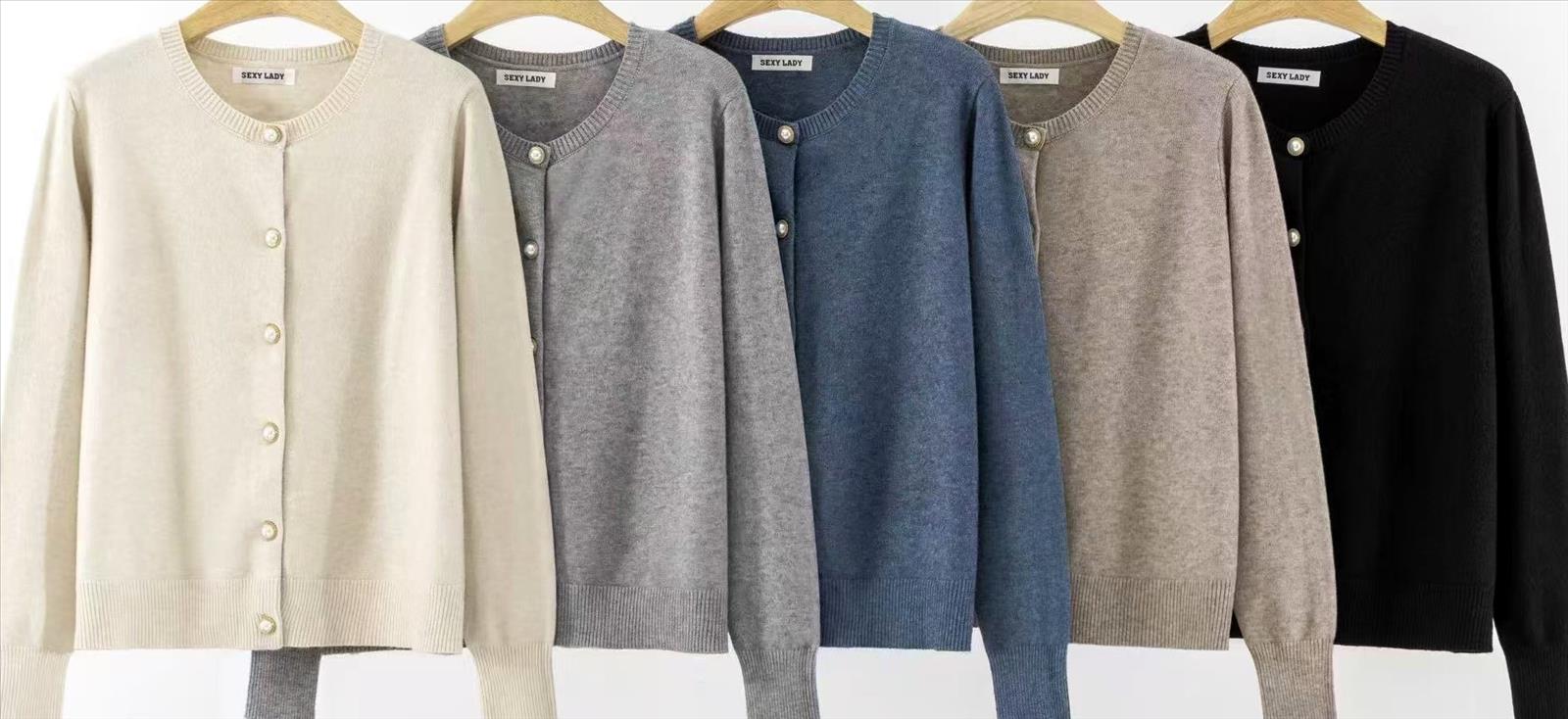 LB new fashion GmbH & Co KG - DOB, Accessoires, Young Fashion, Big Sizes - Eschborn