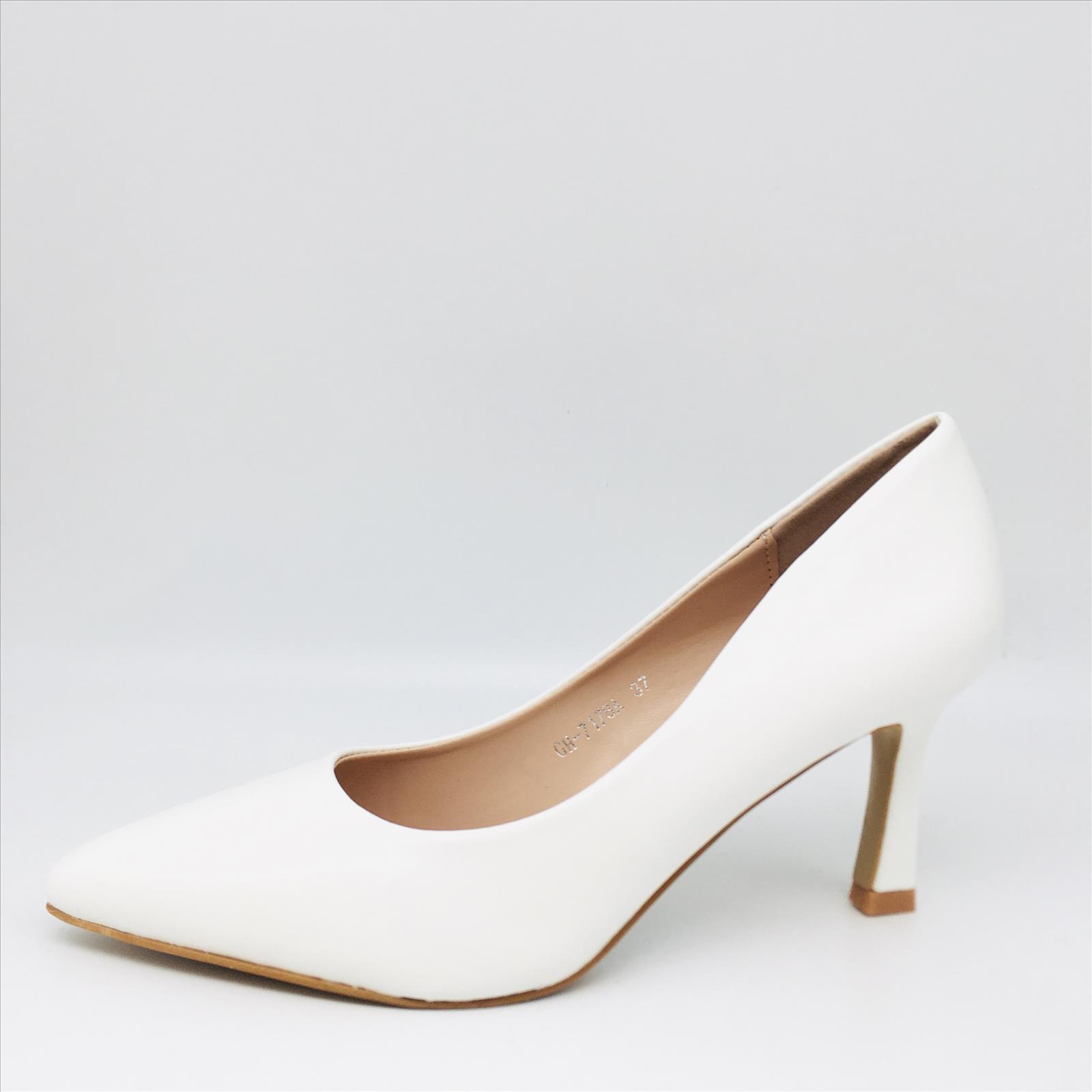 Kayla GmbH - Schuhgrosshandel
