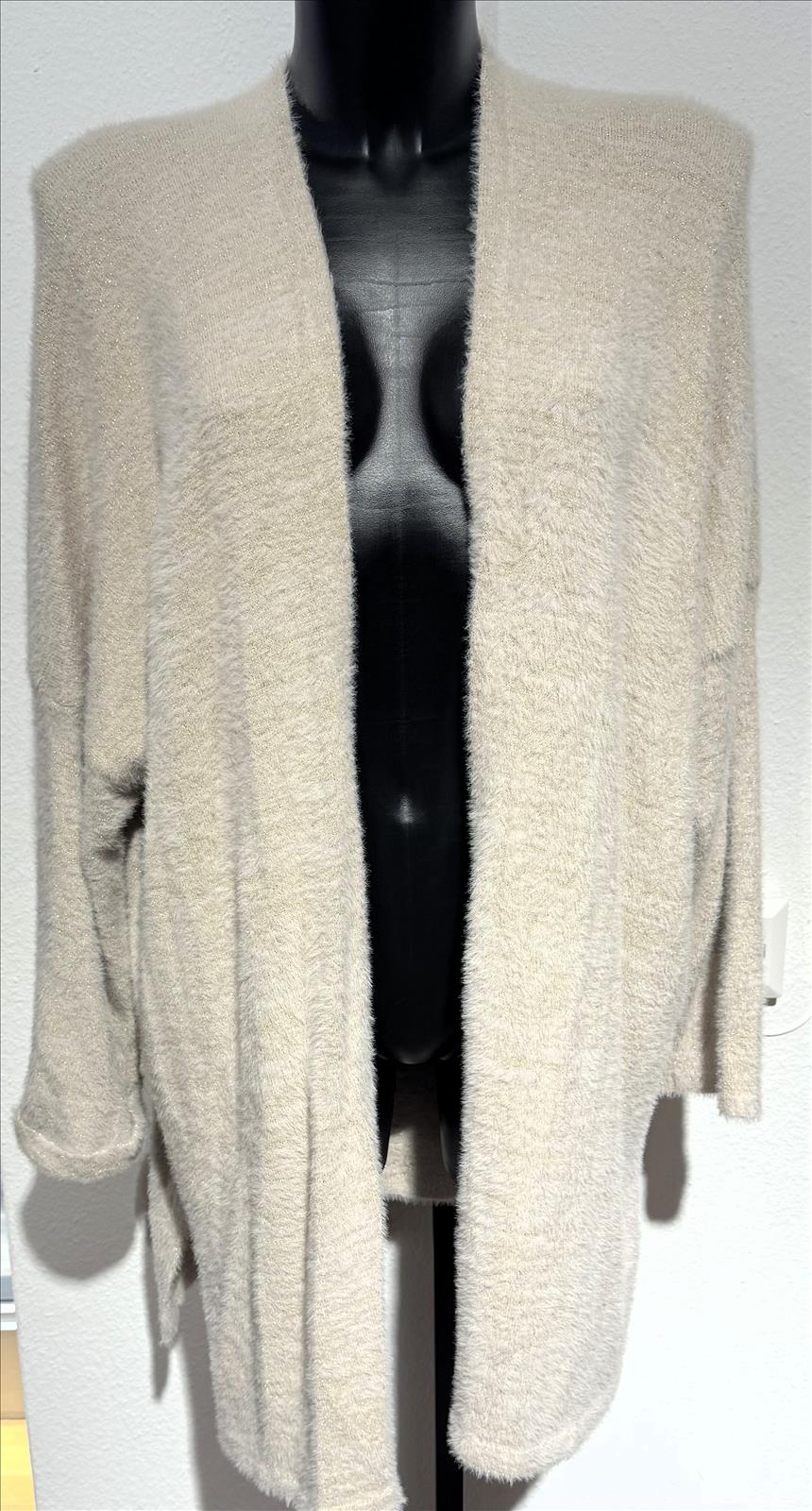 LB new fashion GmbH & Co KG - DOB, Accessoires, Young Fashion, Big Sizes - Eschborn