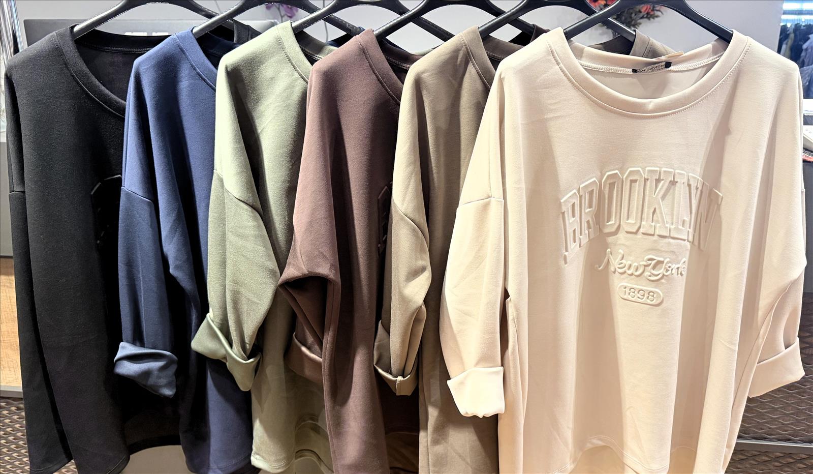 LB new fashion GmbH & Co KG - DOB, Accessoires, Young Fashion, Big Sizes - Eschborn