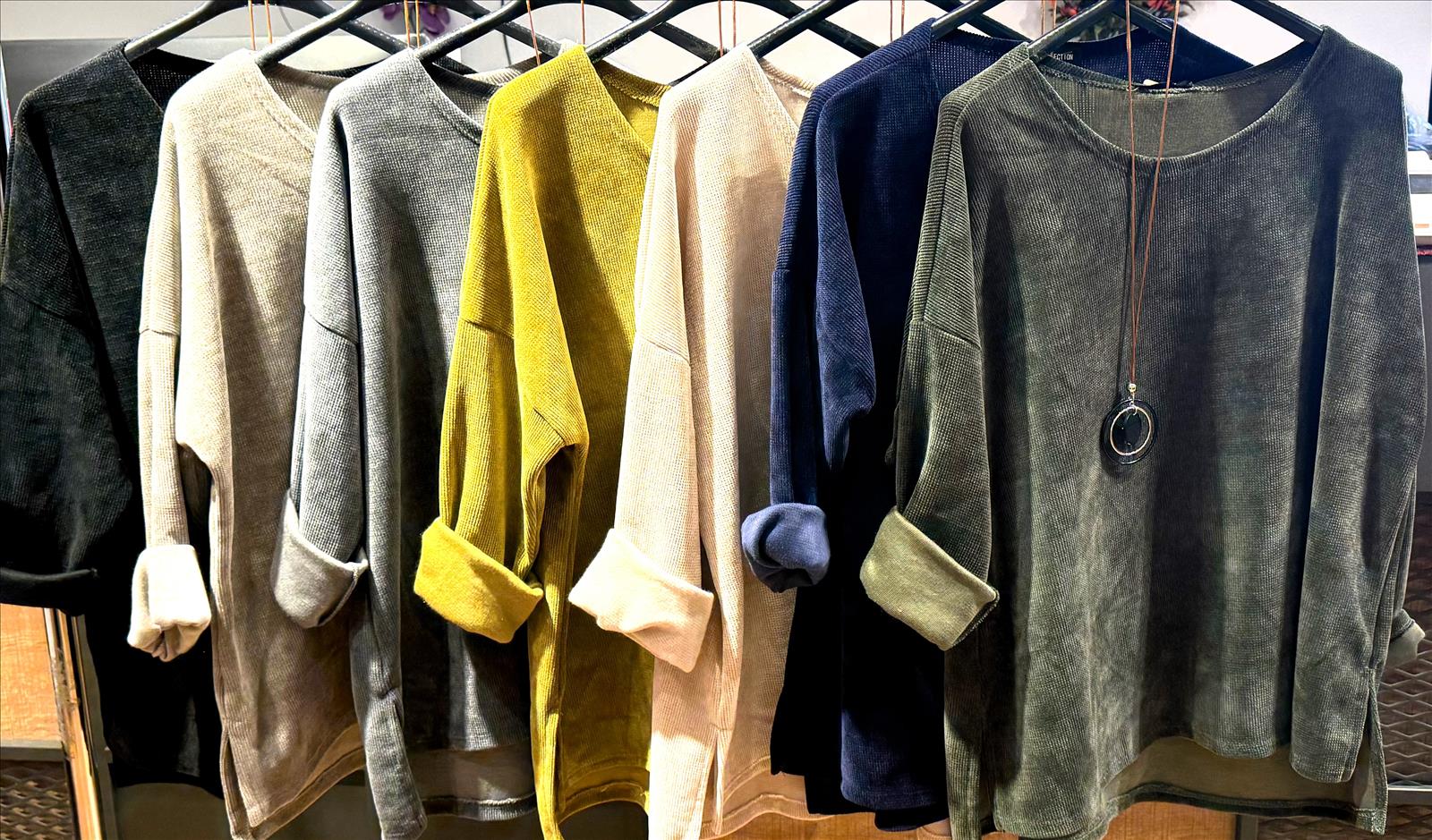 LB new fashion GmbH & Co KG - DOB, Accessoires, Young Fashion, Big Sizes - Eschborn