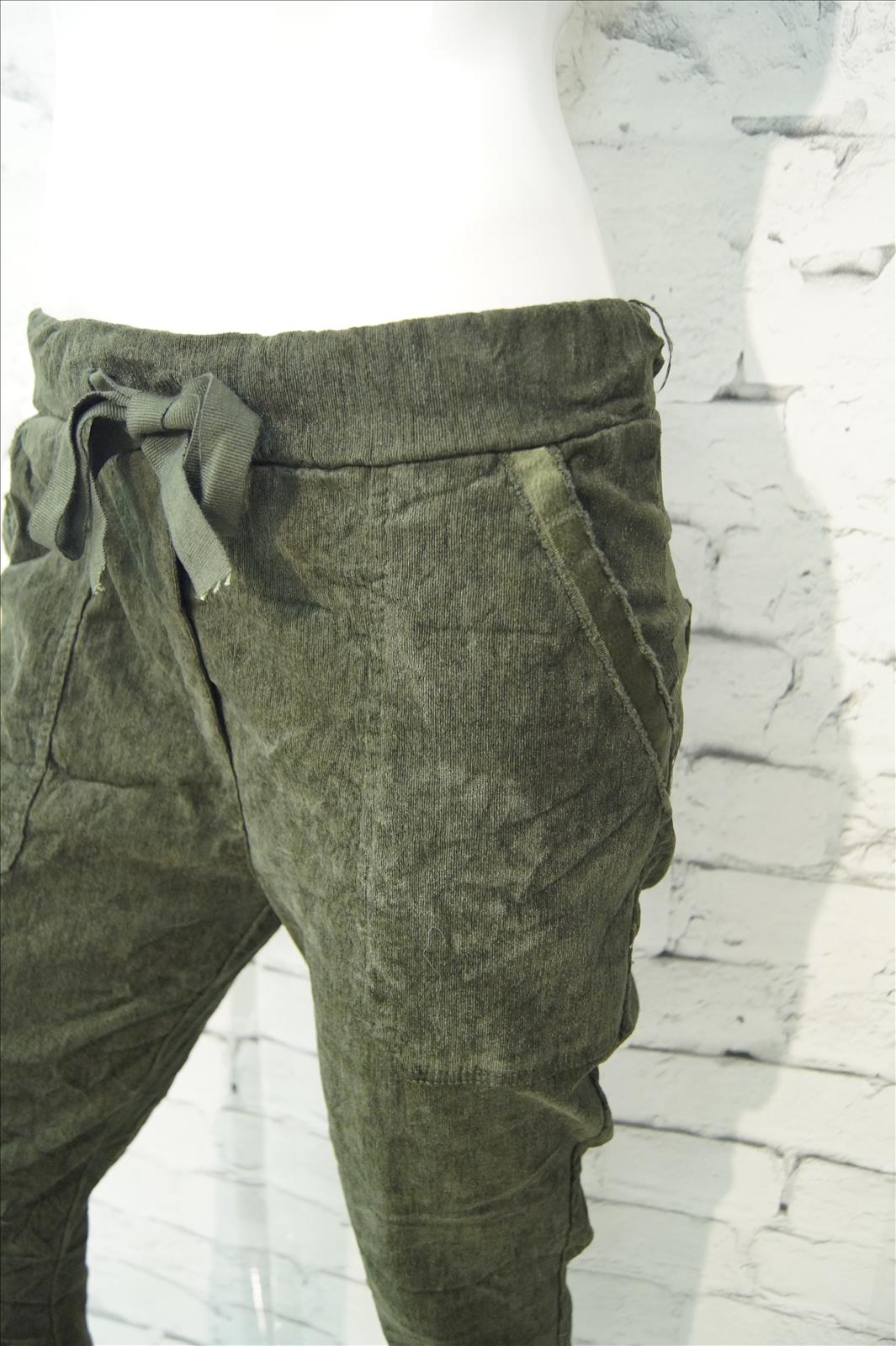 Bhatti Mode GmbH - Young fashion, DOB - Blusen, Hosen Jacken, Jeans, Kleider, Pullover etc.
