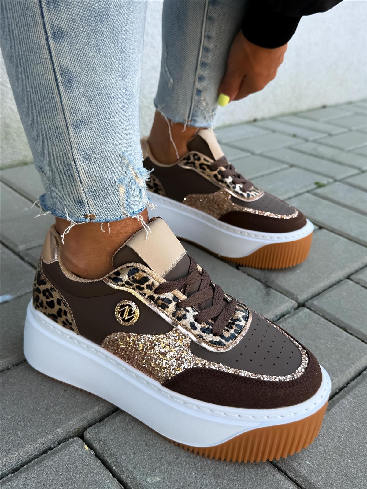 efashion s.r.o. - DOB;Accesoires;Schuhe;Young Fashion - Medvedov