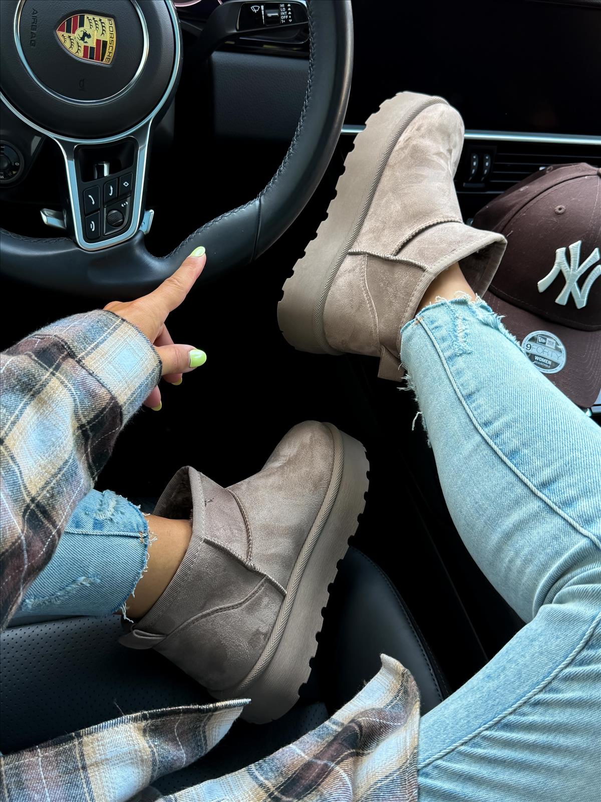 efashion s.r.o. - DOB;Accesoires;Schuhe;Young Fashion - Medvedov