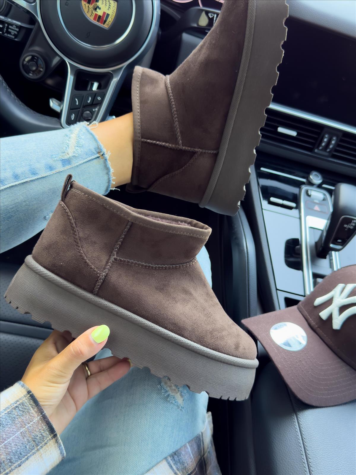 efashion s.r.o. - DOB;Accesoires;Schuhe;Young Fashion - Medvedov