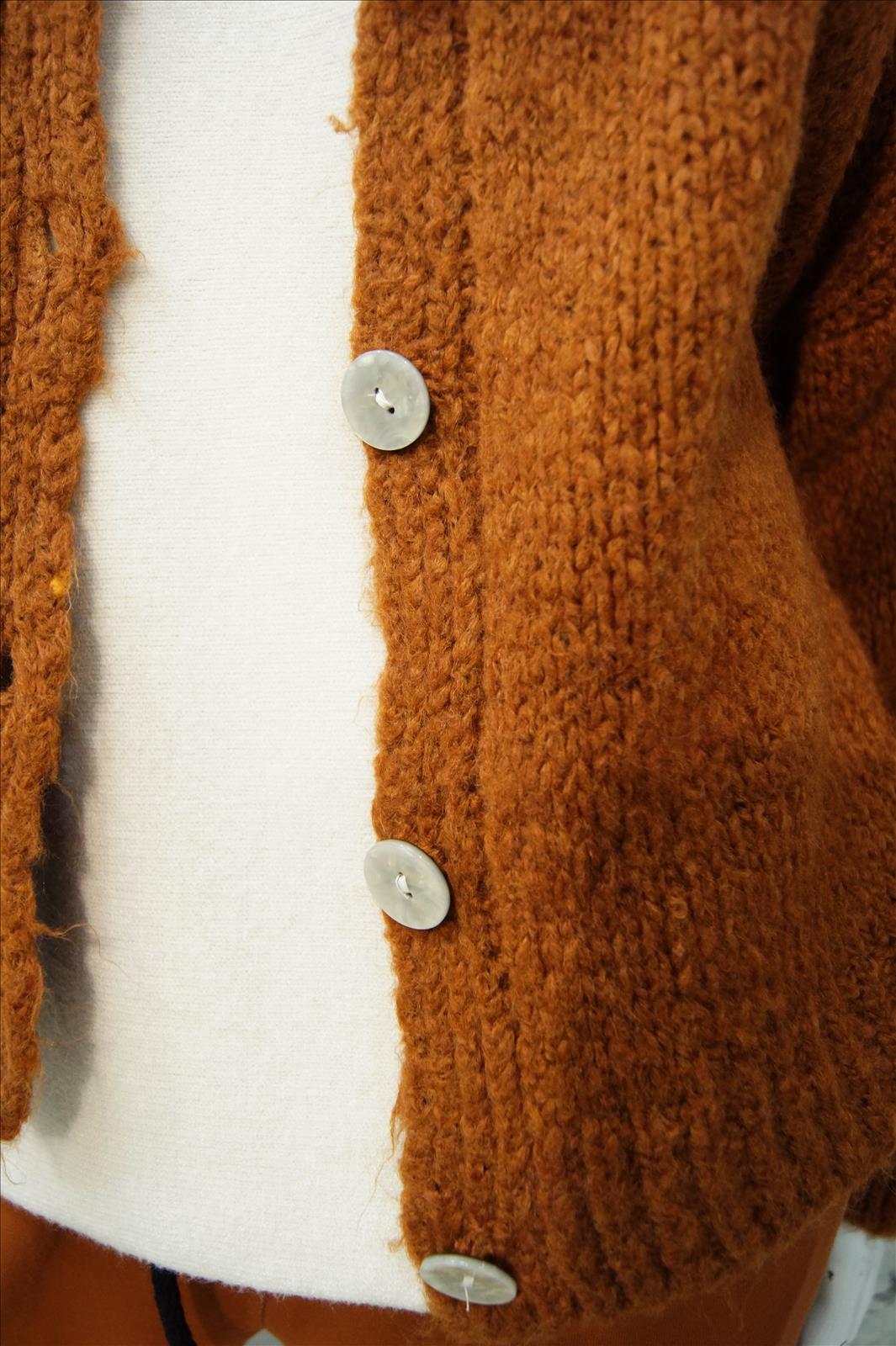 Bhatti Mode GmbH - Young fashion, DOB - Blusen, Hosen Jacken, Jeans, Kleider, Pullover etc.