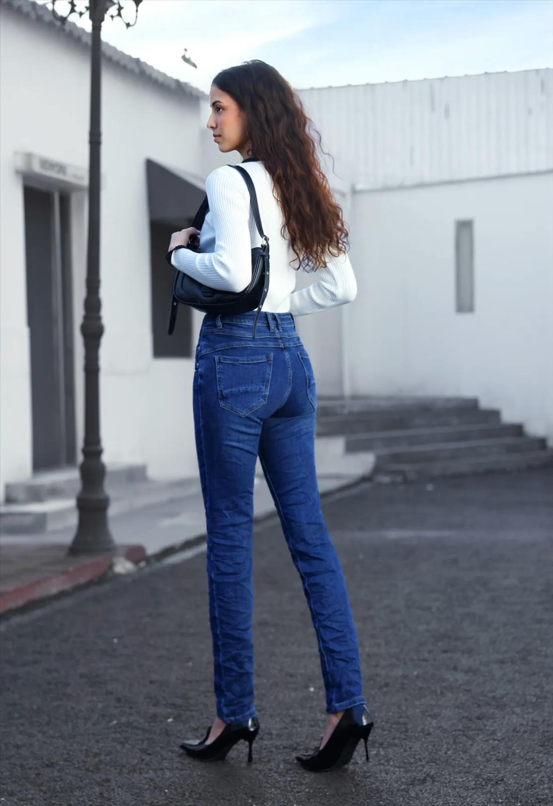 LB new fashion GmbH & Co KG - DOB, Accessoires, Young Fashion, Big Sizes - Eschborn