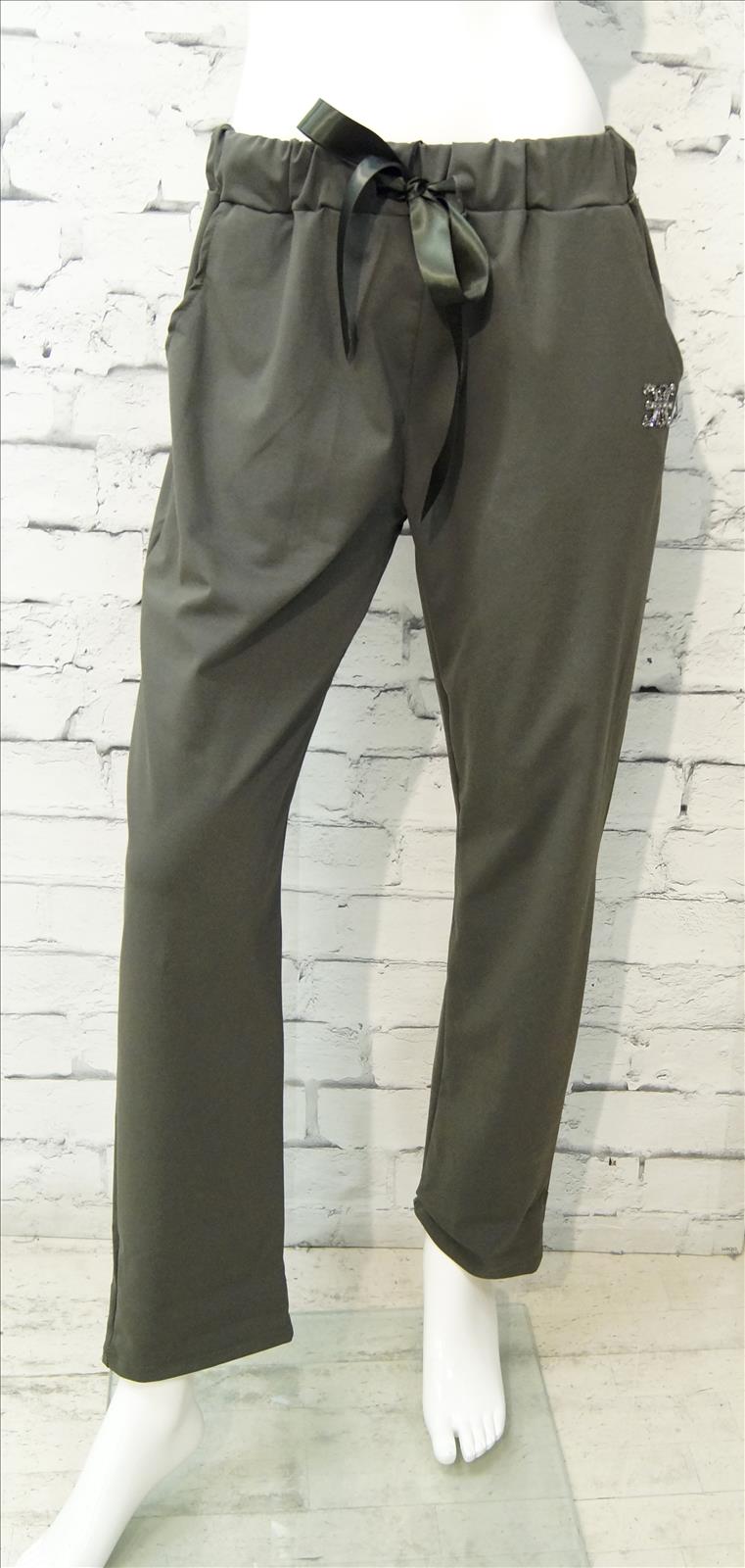 Bhatti Mode GmbH - Young fashion, DOB - Blusen, Hosen Jacken, Jeans, Kleider, Pullover etc.