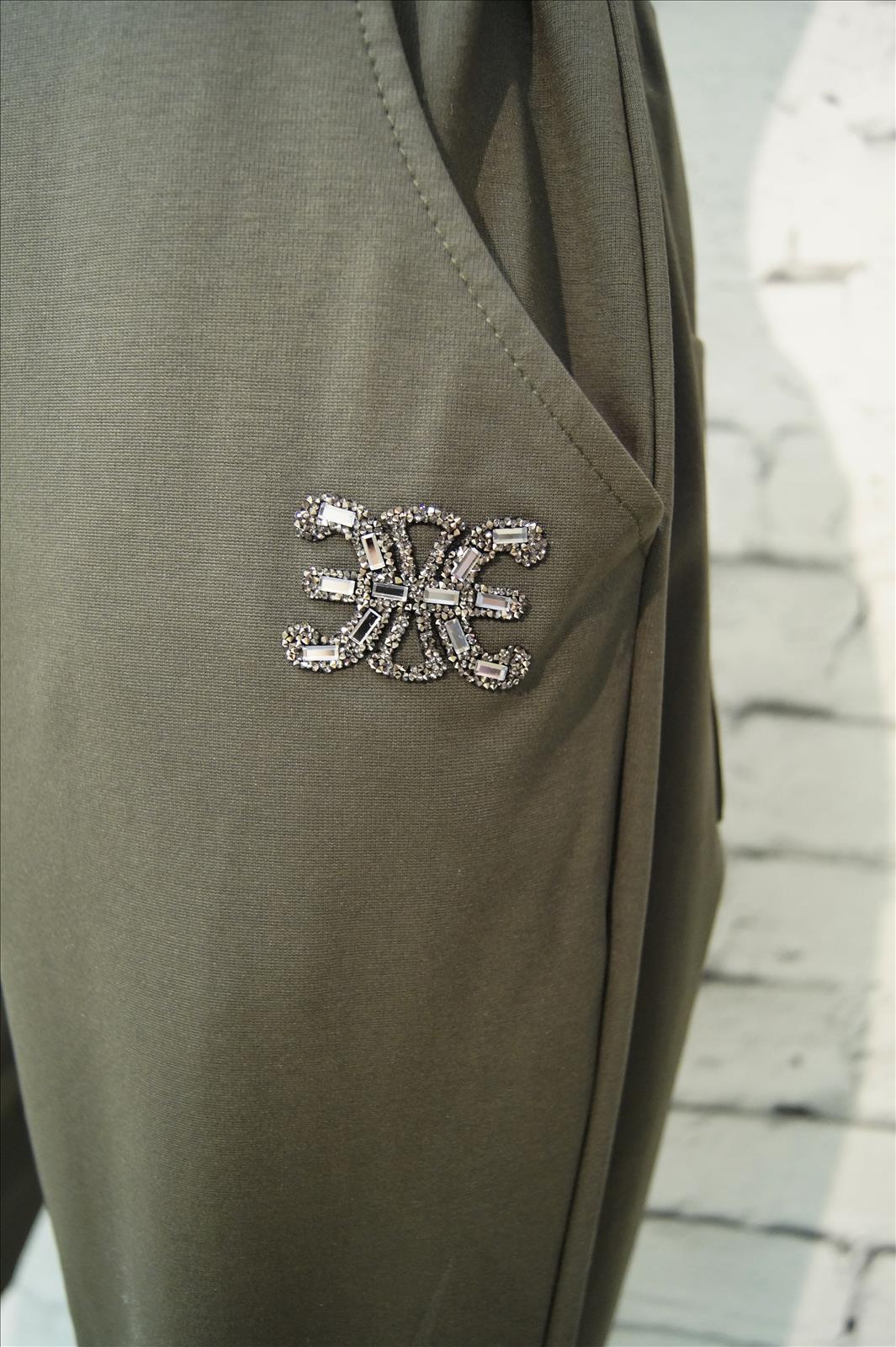 Bhatti Mode GmbH - Young fashion, DOB - Blusen, Hosen Jacken, Jeans, Kleider, Pullover etc.