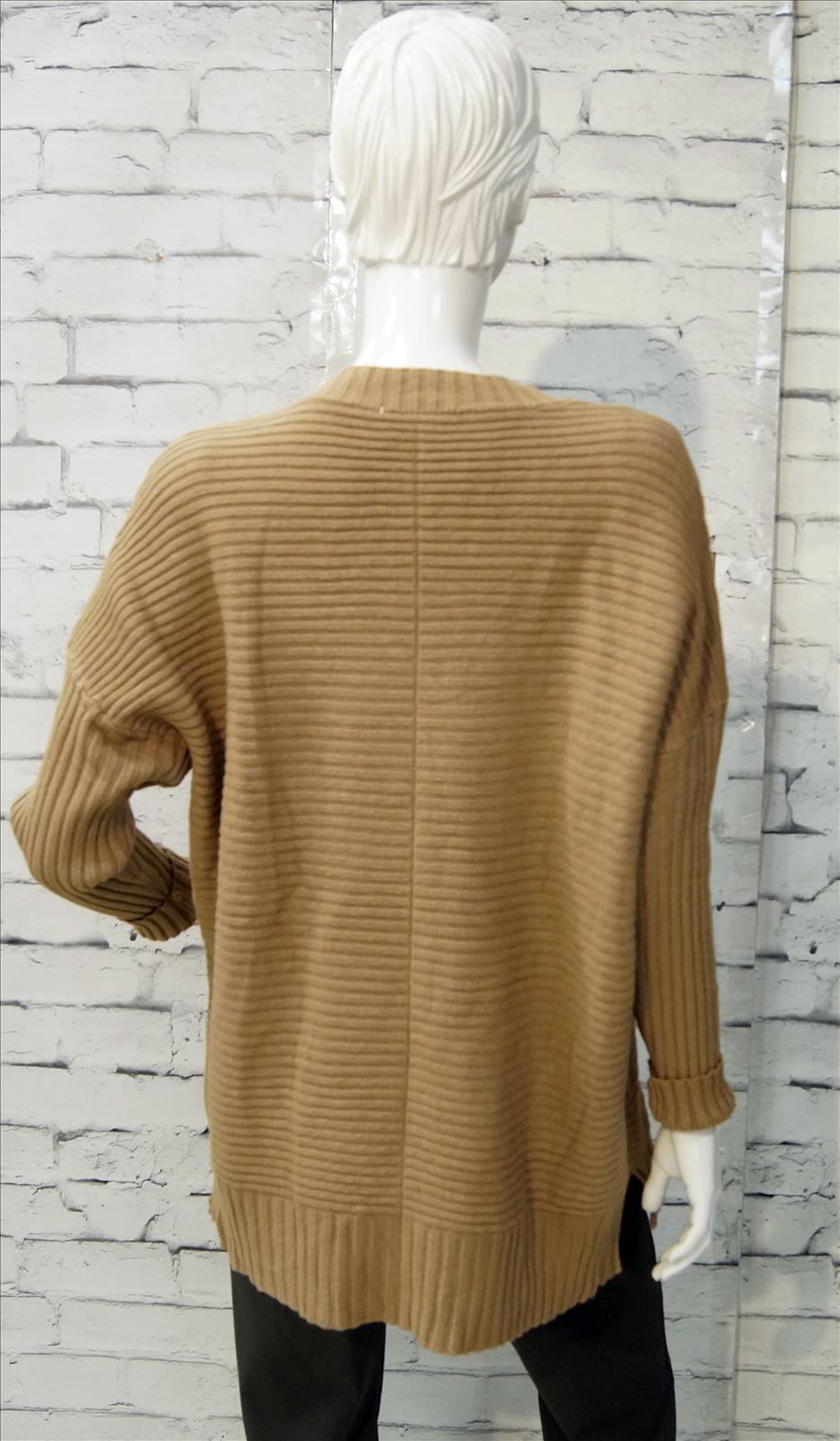 Bhatti Mode GmbH - Young fashion, DOB - Blusen, Hosen Jacken, Jeans, Kleider, Pullover etc.