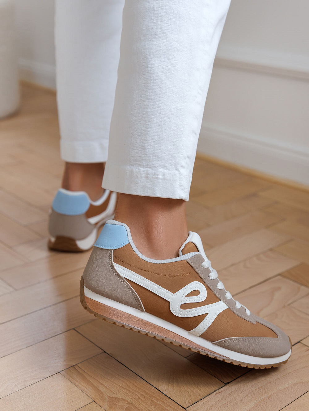 Lujah Shoes (Schuhgrosshandel)