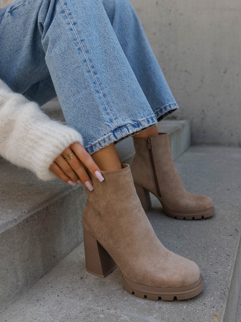 Lujah Shoes (Schuhgrosshandel)