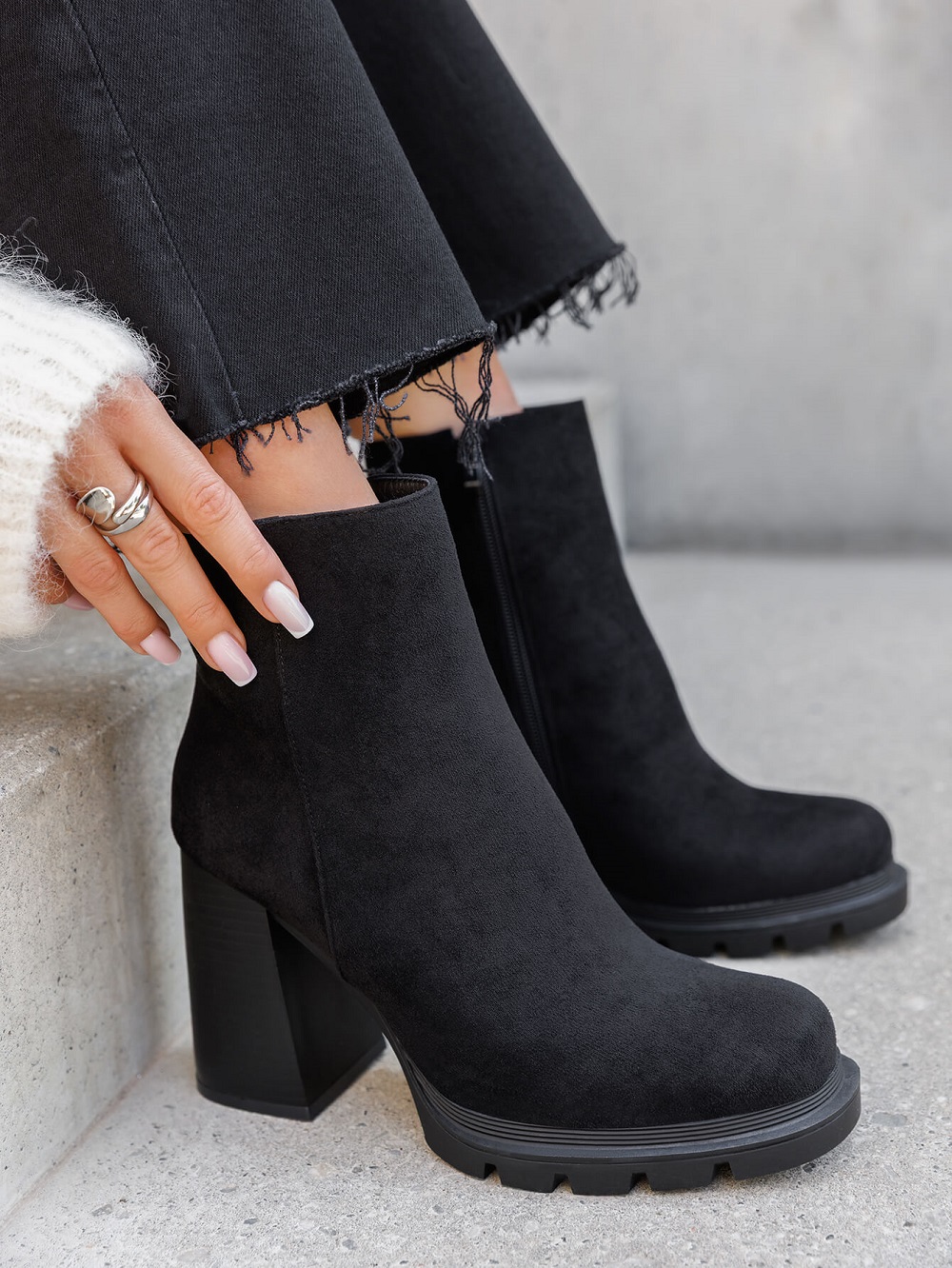 Lujah Shoes (Schuhgrosshandel)