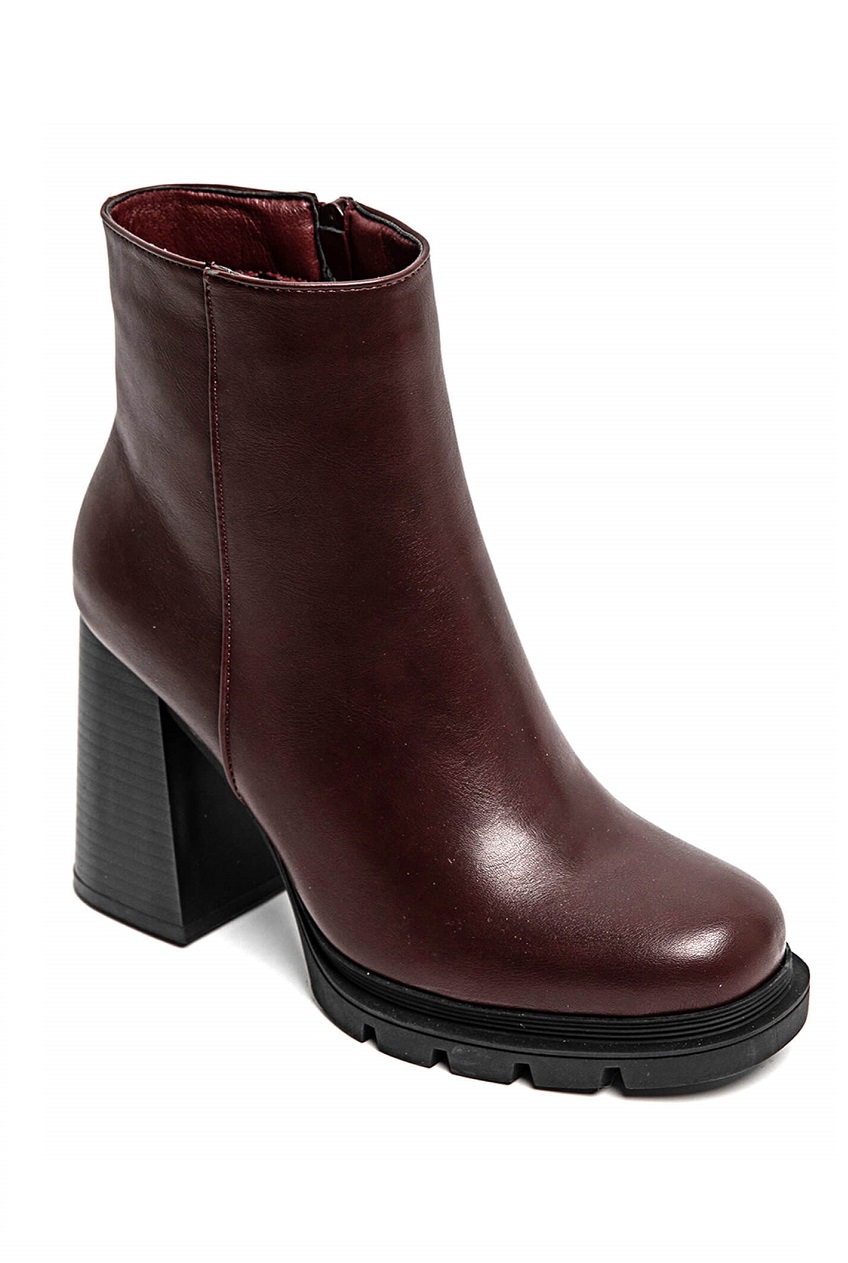 Lujah Shoes (Schuhgrosshandel)