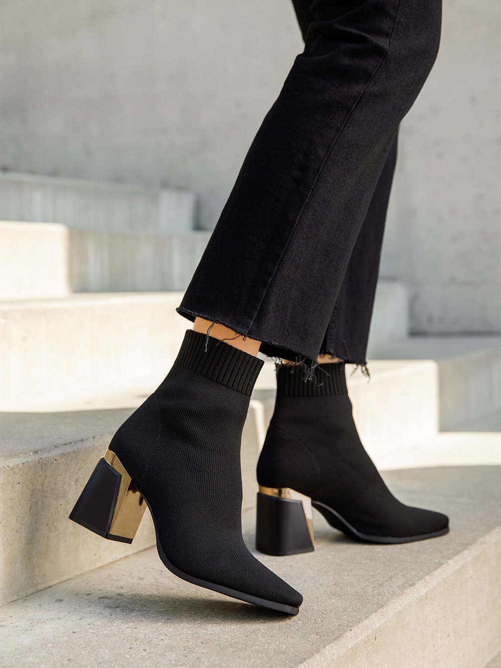 Lujah Shoes (Schuhgrosshandel)