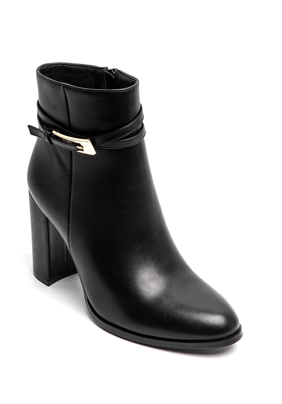 Lujah Shoes (Schuhgrosshandel)