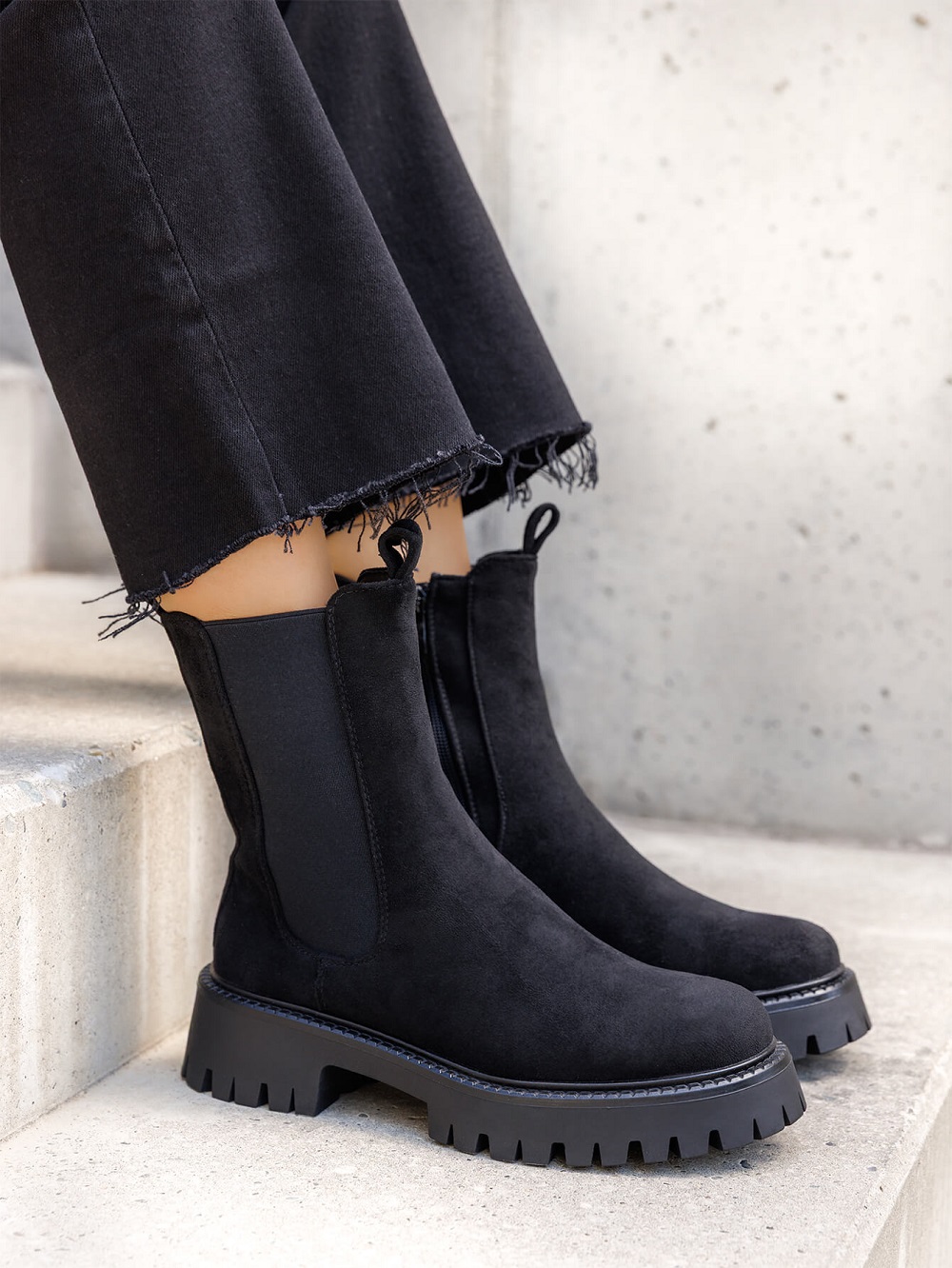 Lujah Shoes (Schuhgrosshandel)