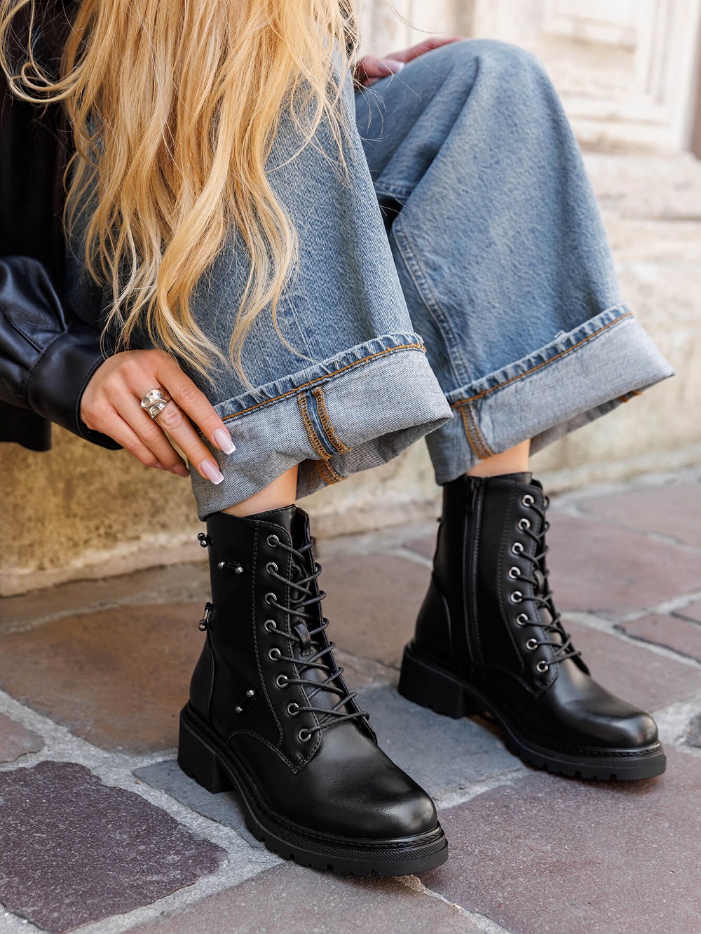 Lujah Shoes (Schuhgrosshandel)