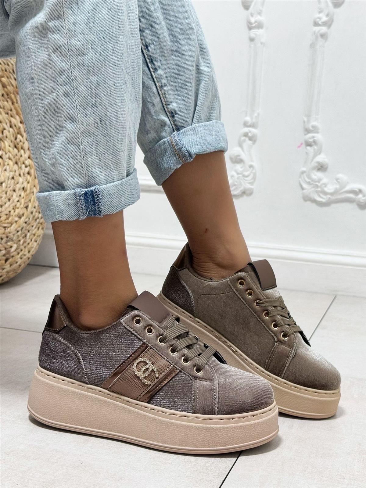 Ala Mode Fashion-DOB;Accessoires;Leather Wear; Young Fashion - Neuss