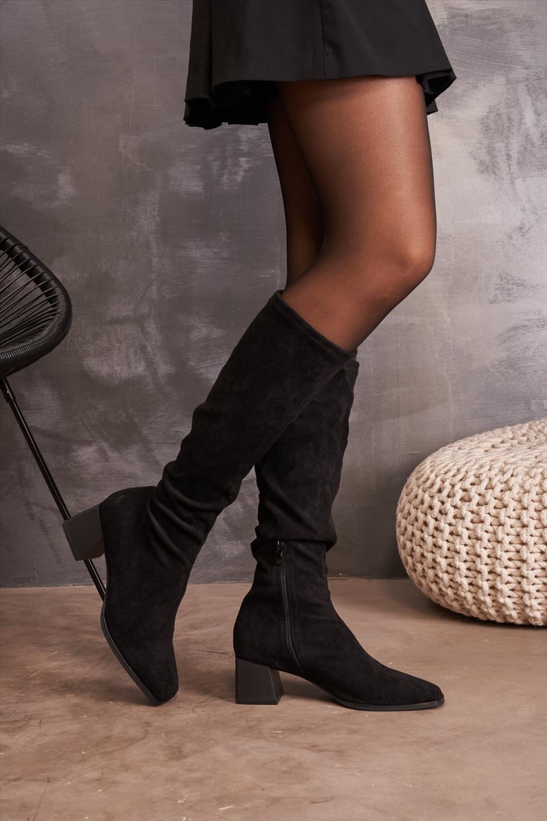 Lujah Shoes (Schuhgrosshandel)