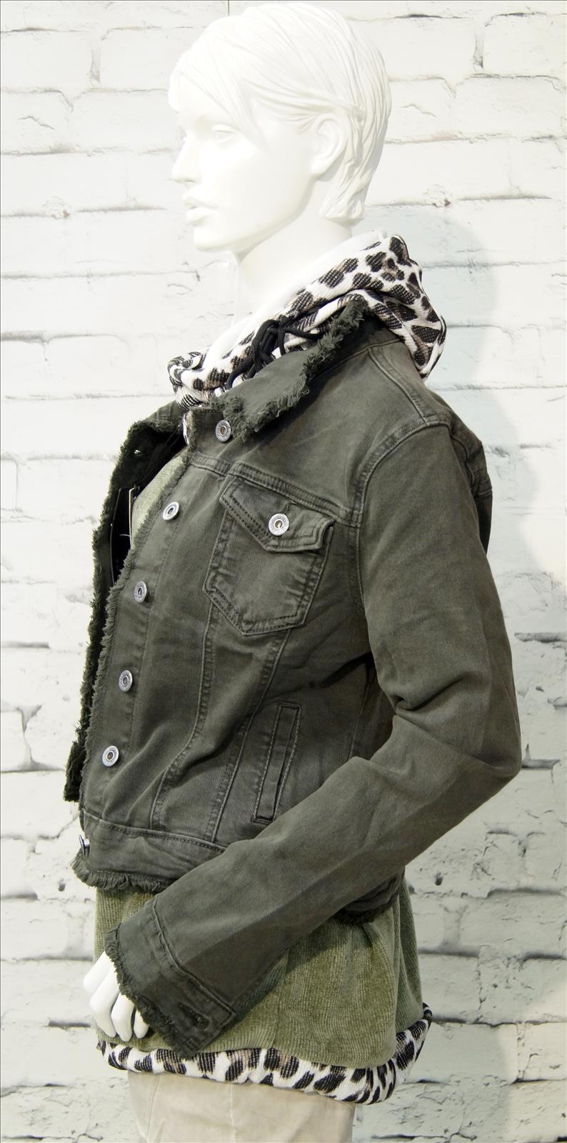 Bhatti Mode GmbH - Young fashion, DOB - Blusen, Hosen Jacken, Jeans, Kleider, Pullover etc.