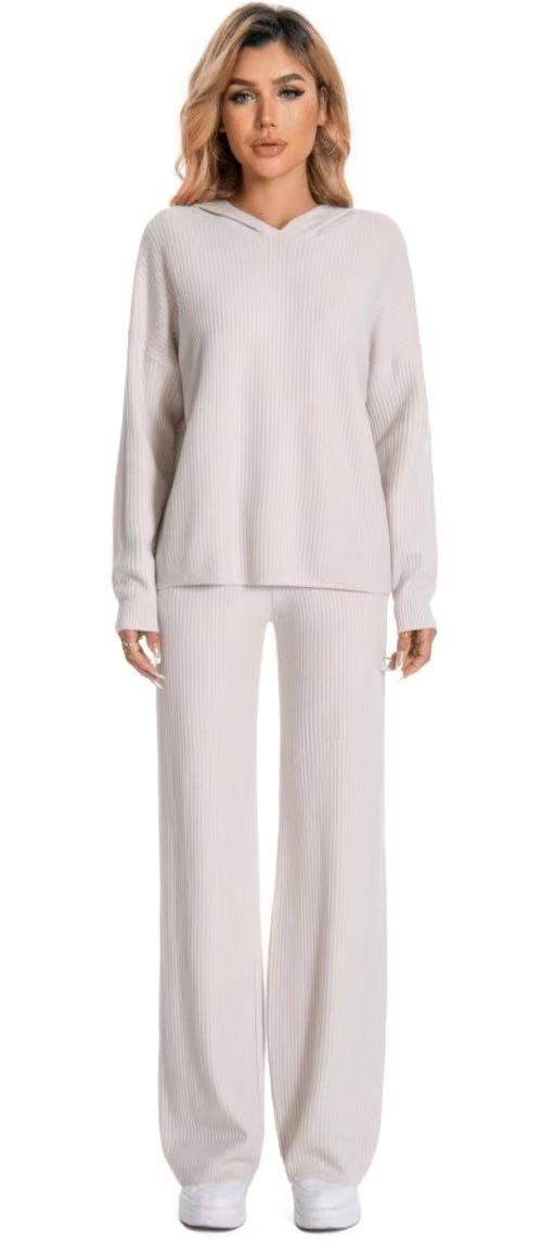 LB new fashion GmbH & Co KG - DOB, Accessoires, Young Fashion, Big Sizes - Eschborn