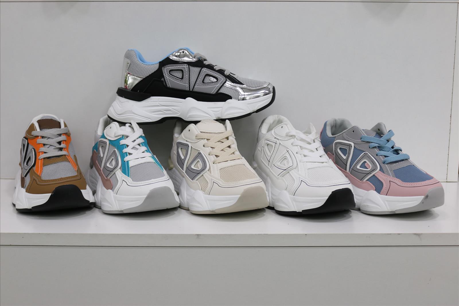 Style Haven GmbH - Accessoires;Schuhe;Leather Wear;kids&Teens - Dreiech