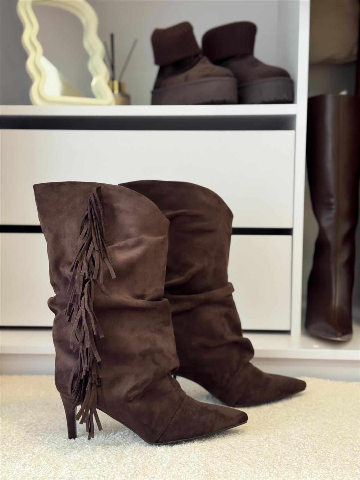 efashion s.r.o. - DOB;Accesoires;Schuhe;Young Fashion - Medvedov