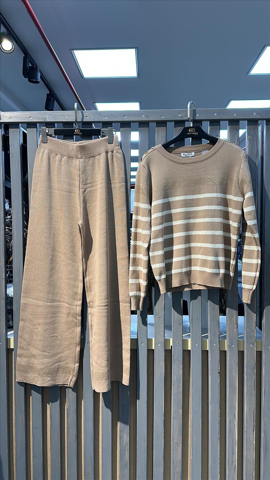 Yoken GmbH - Young Fashion Damenbekleidung