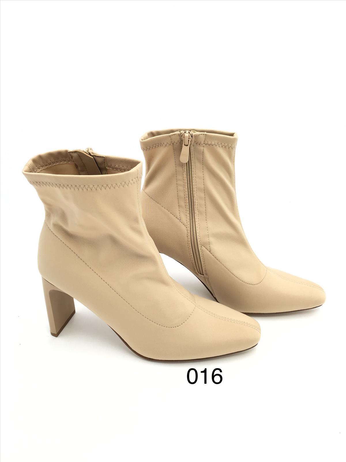 King Dragon Trade Development GmbH - Lucky Shoes