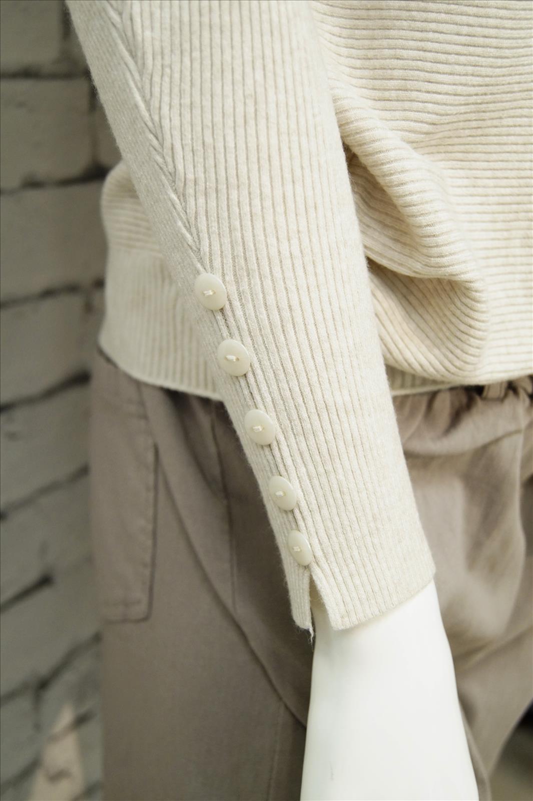 Bhatti Mode GmbH - Young fashion, DOB - Blusen, Hosen Jacken, Jeans, Kleider, Pullover etc.