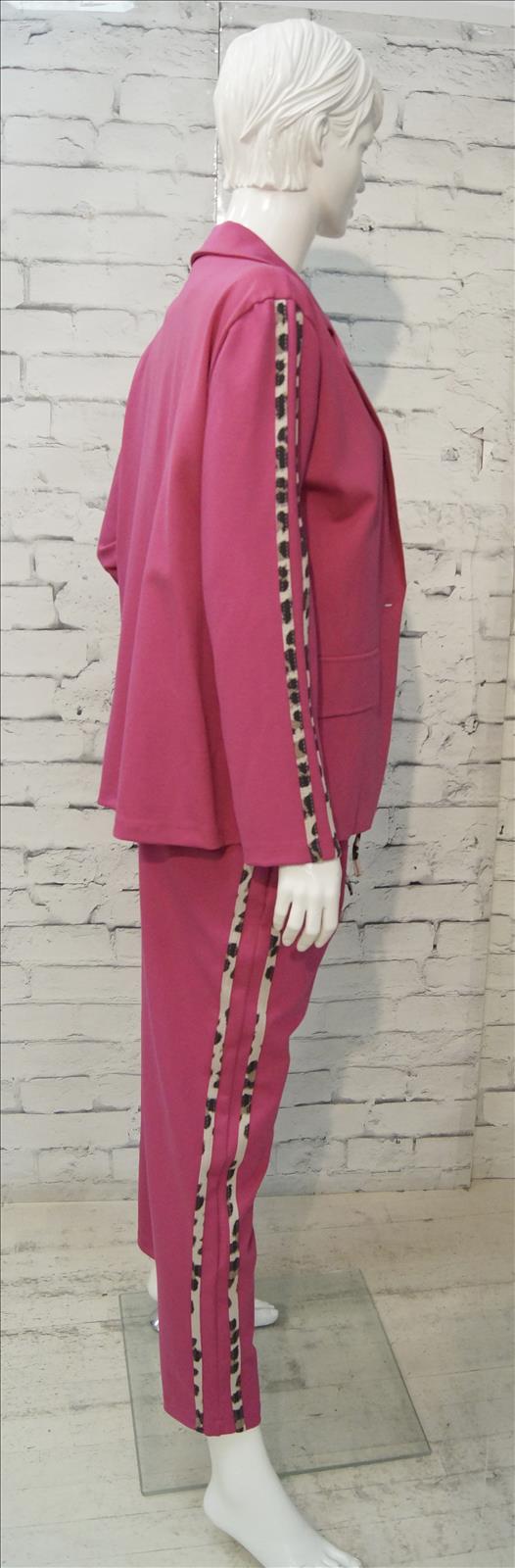 Bhatti Mode GmbH - Young fashion, DOB - Blusen, Hosen Jacken, Jeans, Kleider, Pullover etc.