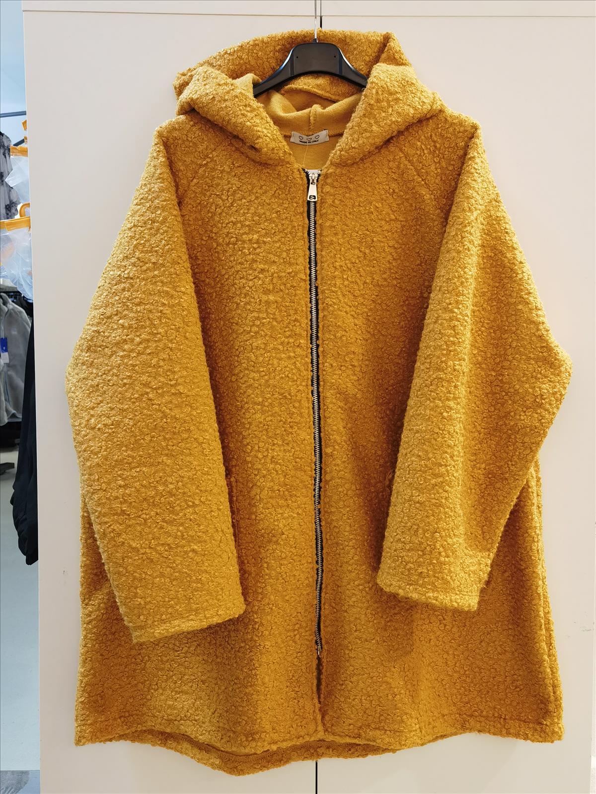 KaiXuan Mode GmbH - DOB, Young Fashion - Hamburg