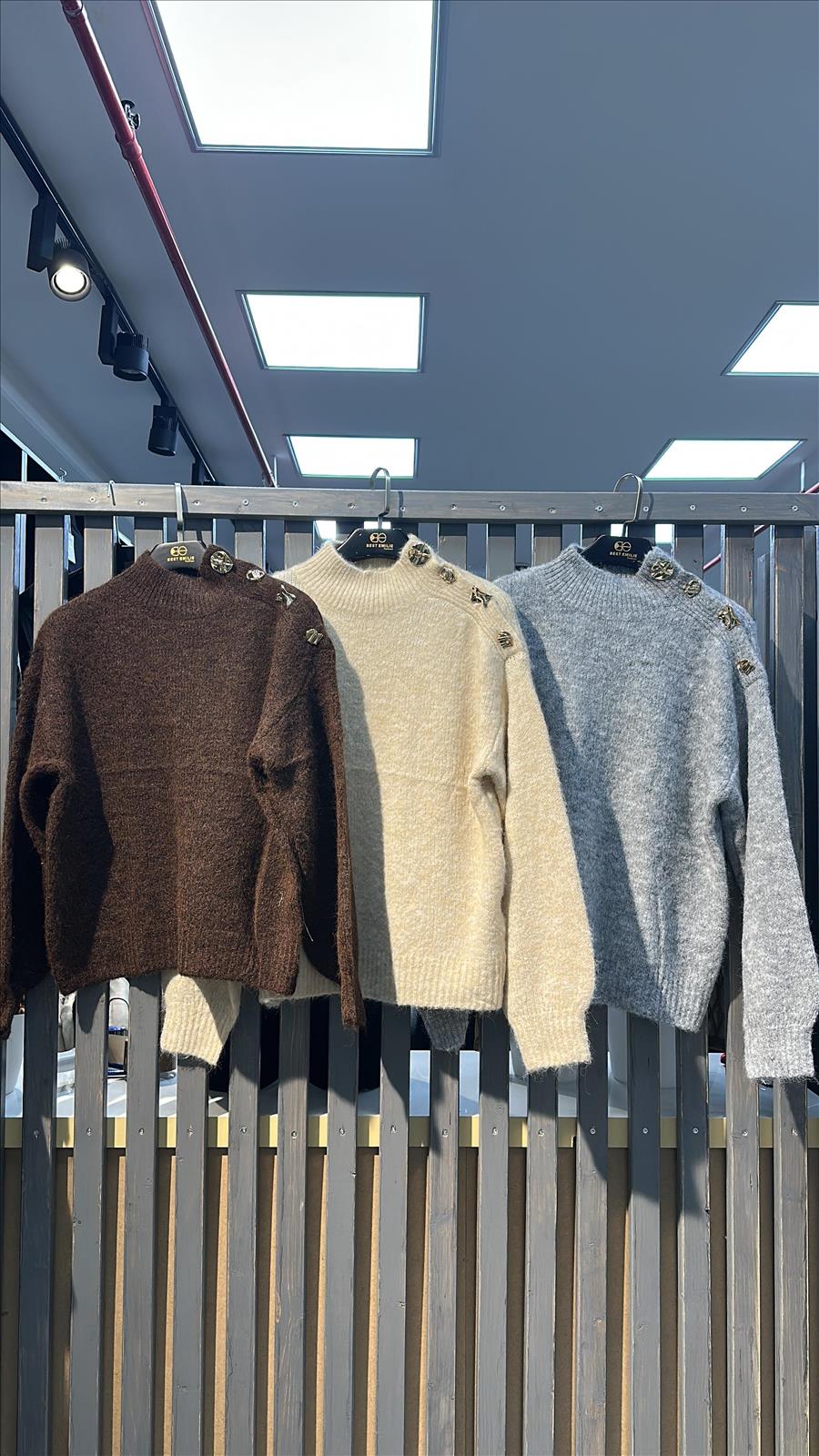 Yoken GmbH - Young Fashion Damenbekleidung
